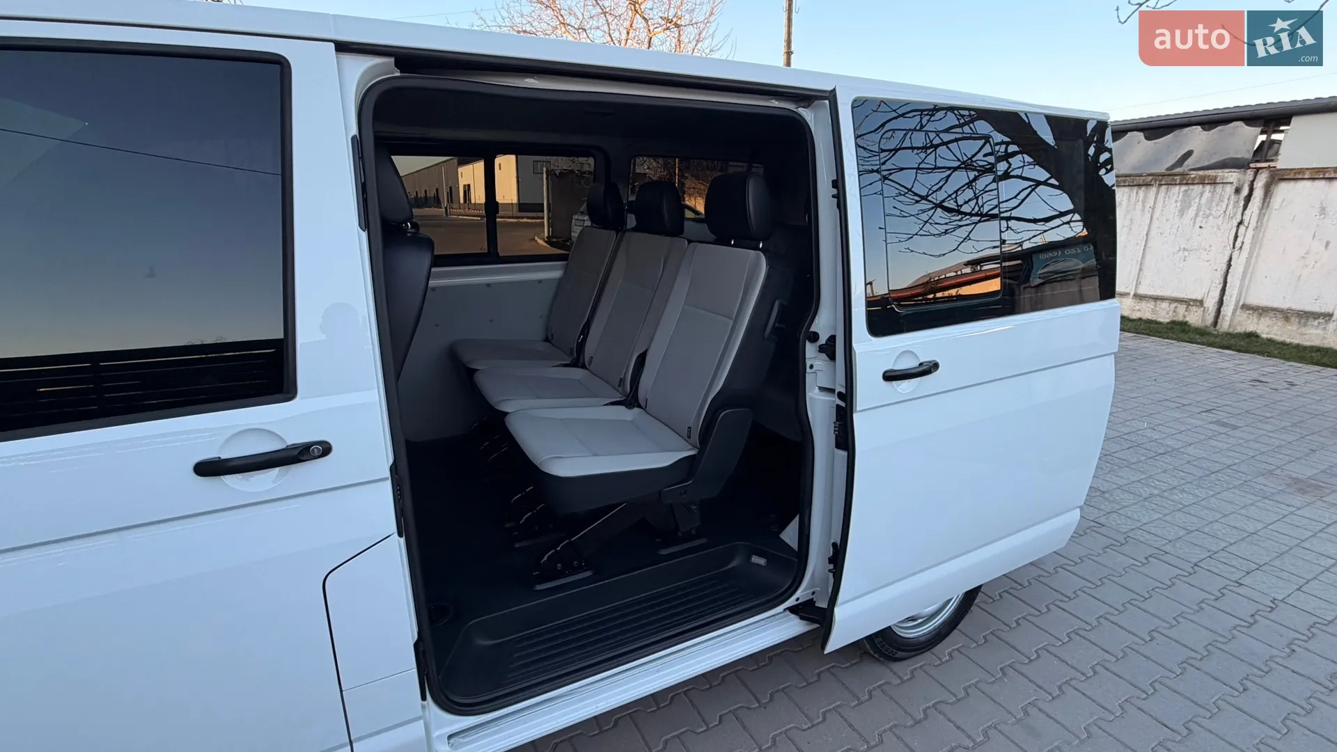 2016 Volkswagen Transporter - мініатюра 12