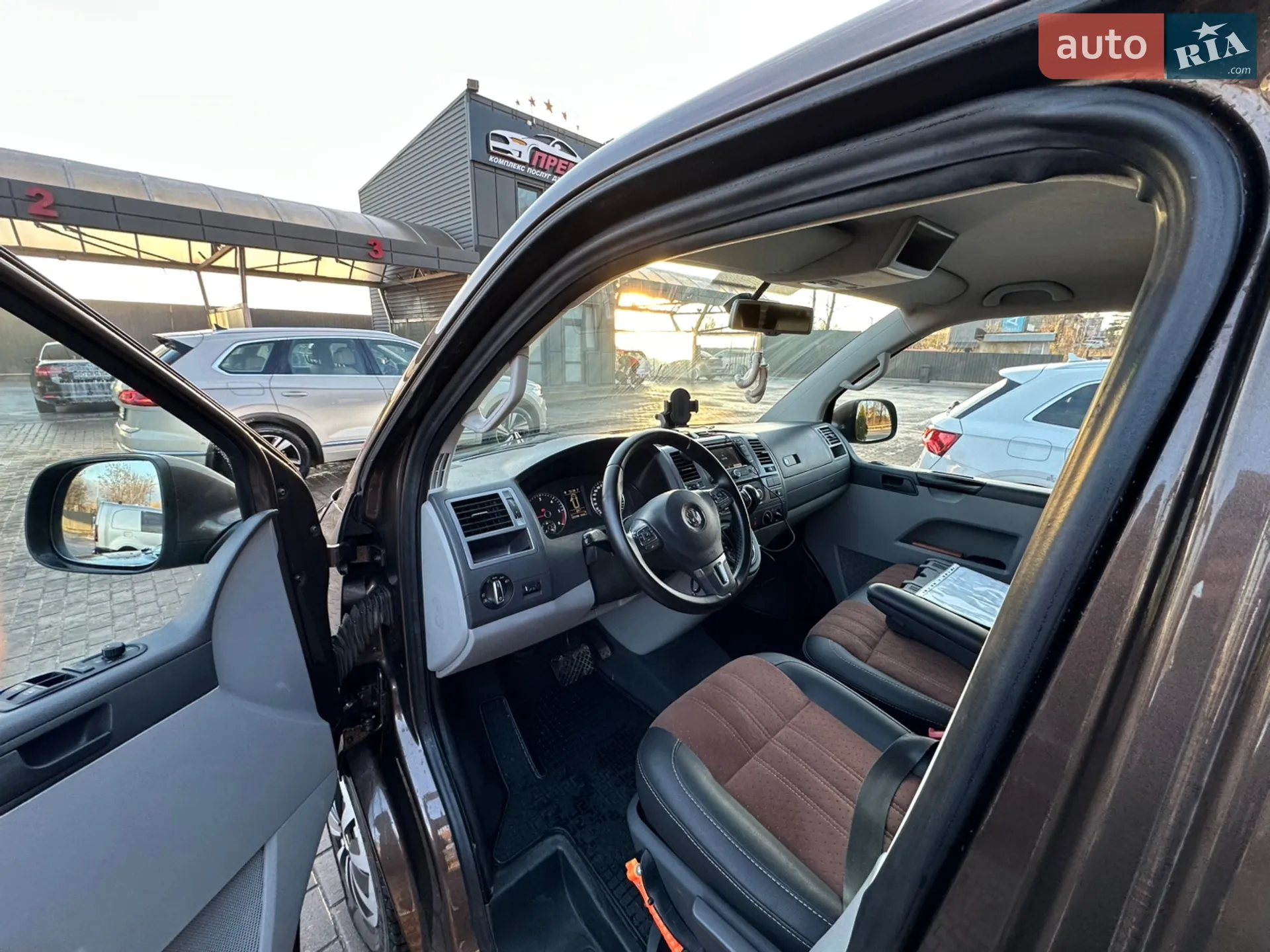 2012 Volkswagen Transporter - мініатюра 25