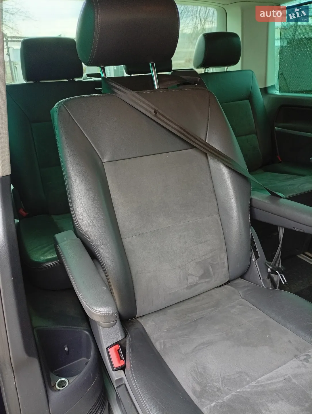 2011 Volkswagen Transporter - мініатюра 16