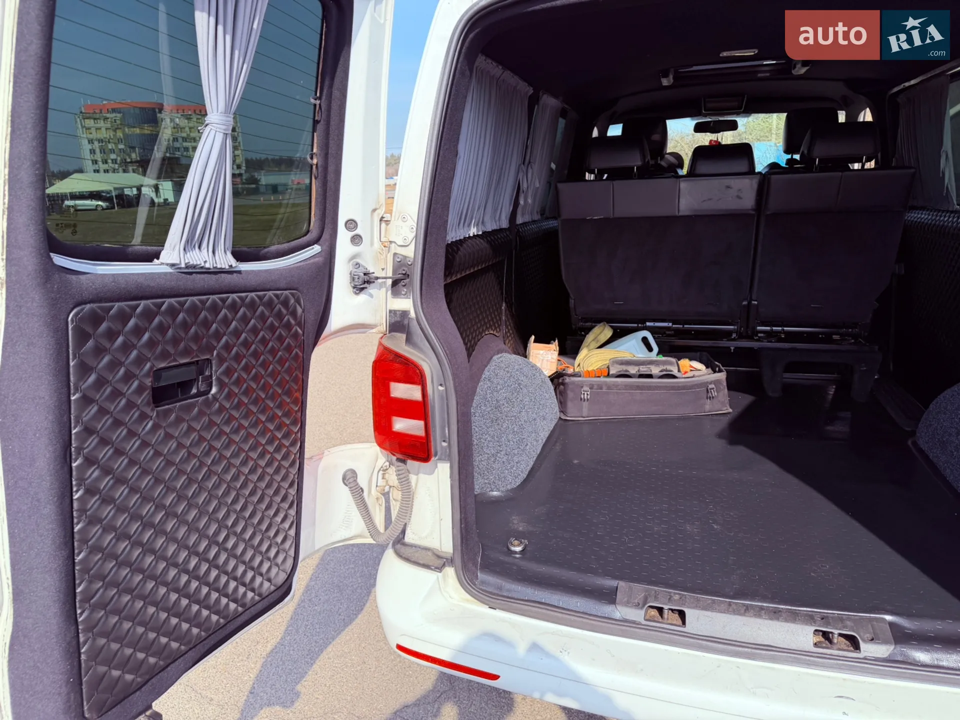 2011 Volkswagen Transporter - мініатюра 14
