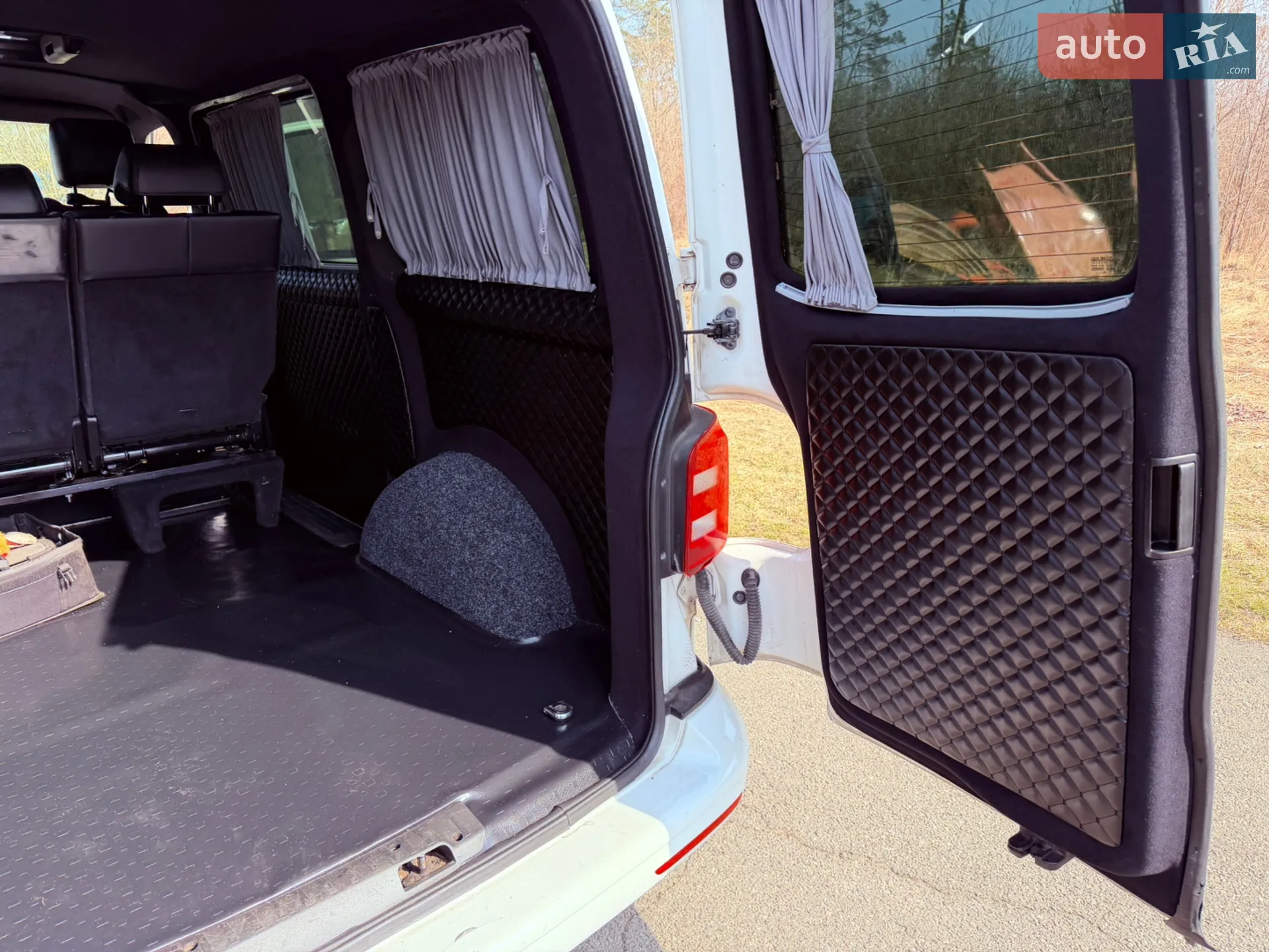 2011 Volkswagen Transporter - мініатюра 15