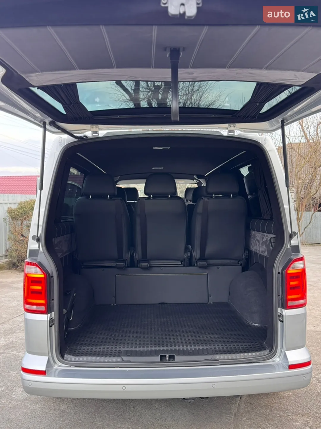 2019 Volkswagen Transporter - мініатюра 9