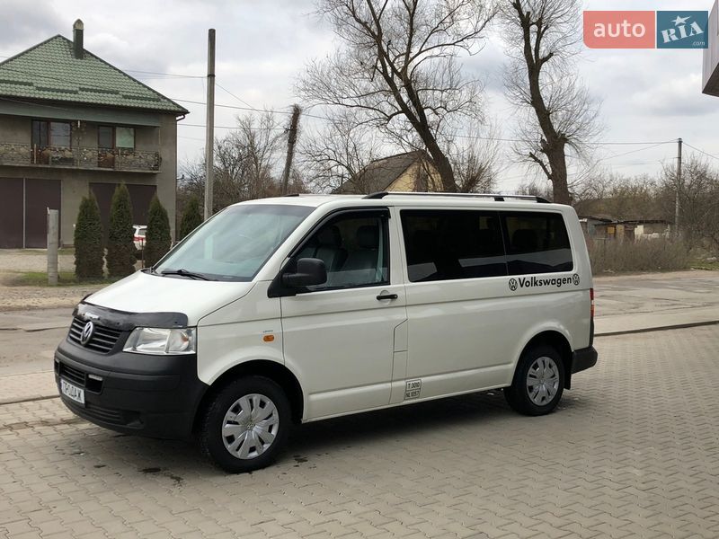 Мінівен Volkswagen Transporter 2006 в Чернівцях