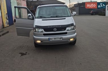Вантажний фургон Volkswagen Transporter 2003 в Любешові