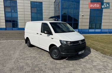 Вантажний фургон Volkswagen Transporter 2015 в Броварах