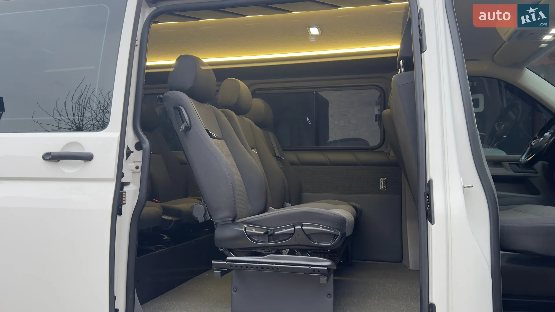 2020 Volkswagen Transporter - мініатюра 31
