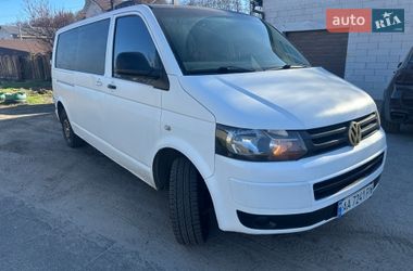Грузовой фургон Volkswagen Transporter 2013 в Киеве