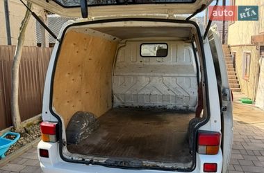 Вантажний фургон Volkswagen Transporter 1998 в Івано-Франківську