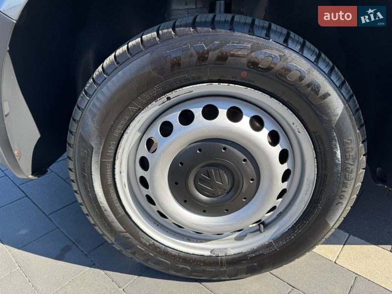 Минивэн Volkswagen Transporter 2015 в Мукачево