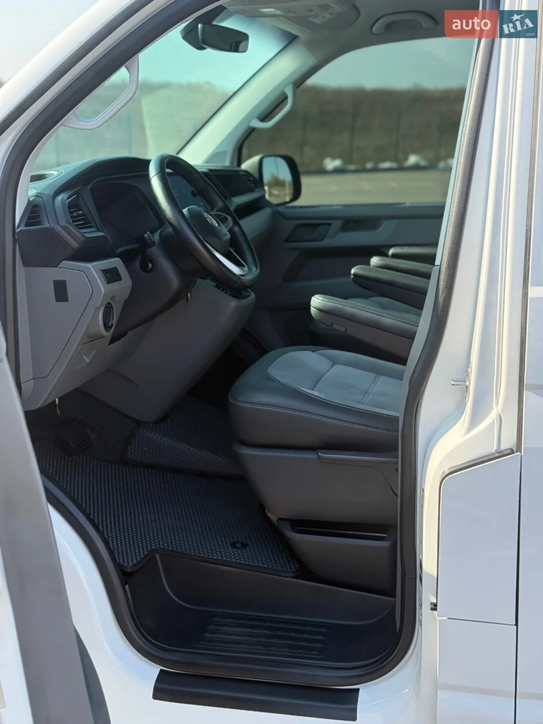 2020 Volkswagen Transporter - мініатюра 20