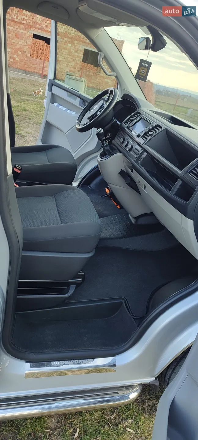 2016 Volkswagen Transporter - мініатюра 25