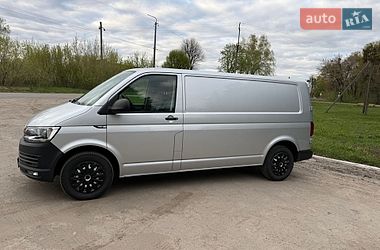Вантажний фургон Volkswagen Transporter 2019 в Радивиліві