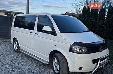 Мінівен Volkswagen Transporter 2011 в Рівному
