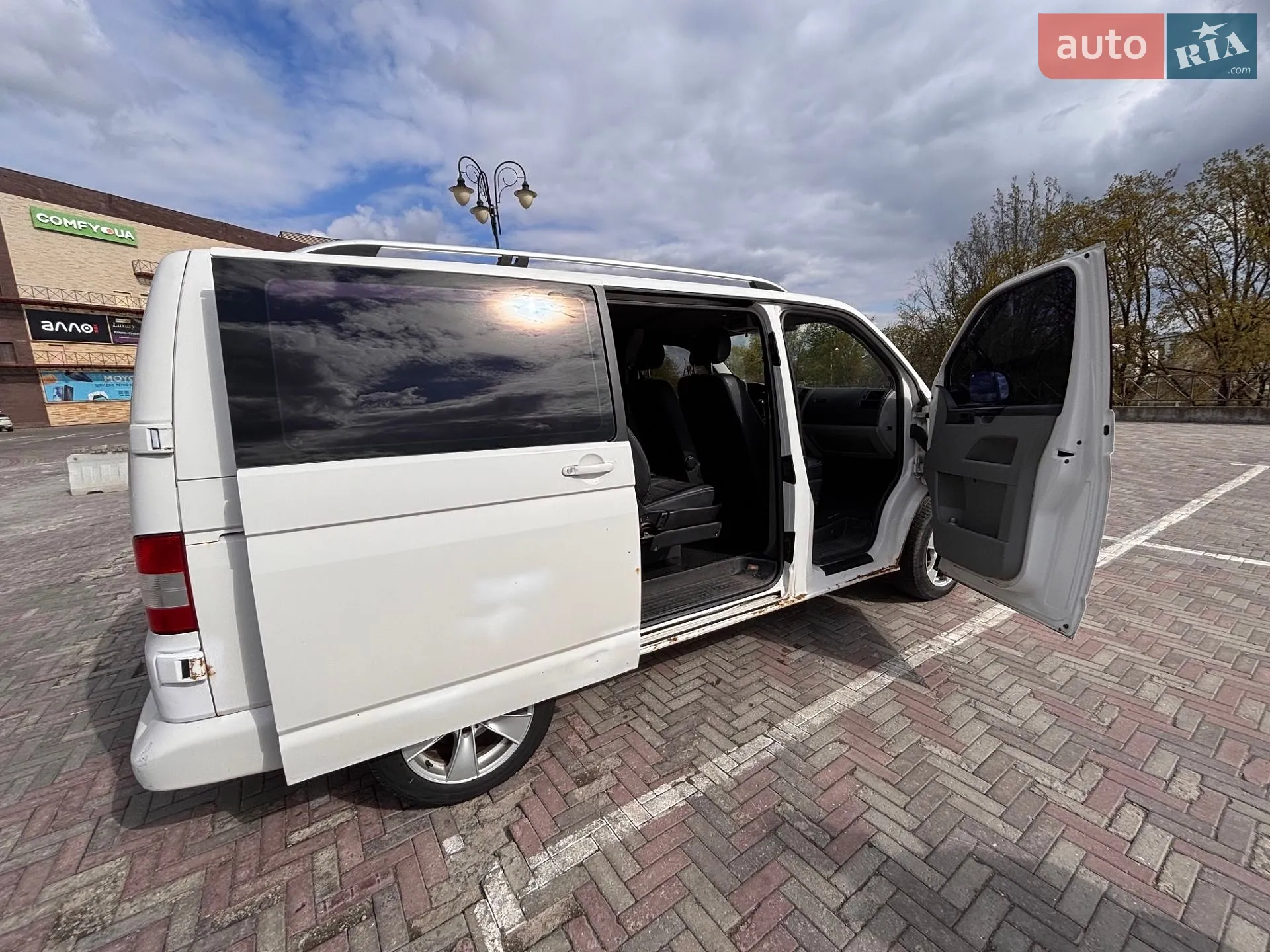 2012 Volkswagen Transporter - мініатюра 32