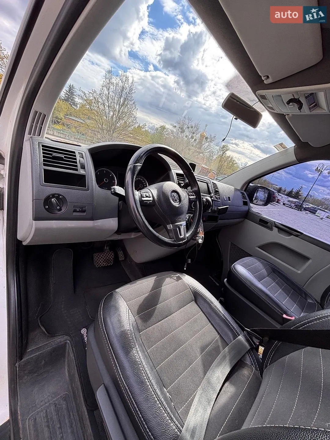 2012 Volkswagen Transporter - мініатюра 36