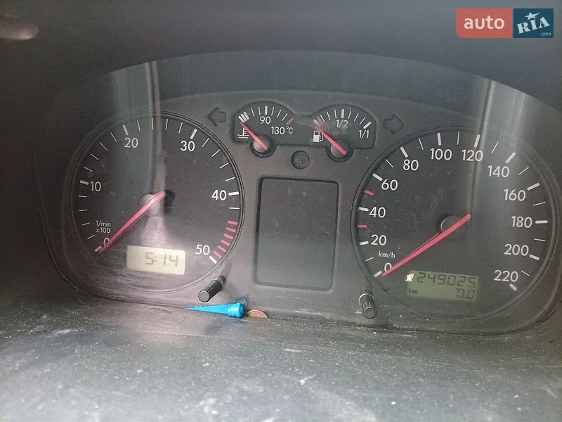 Volkswagen Transporter 2000 VIN WV1ZZZ70ZYH128313 фото оголошення 8 з 46