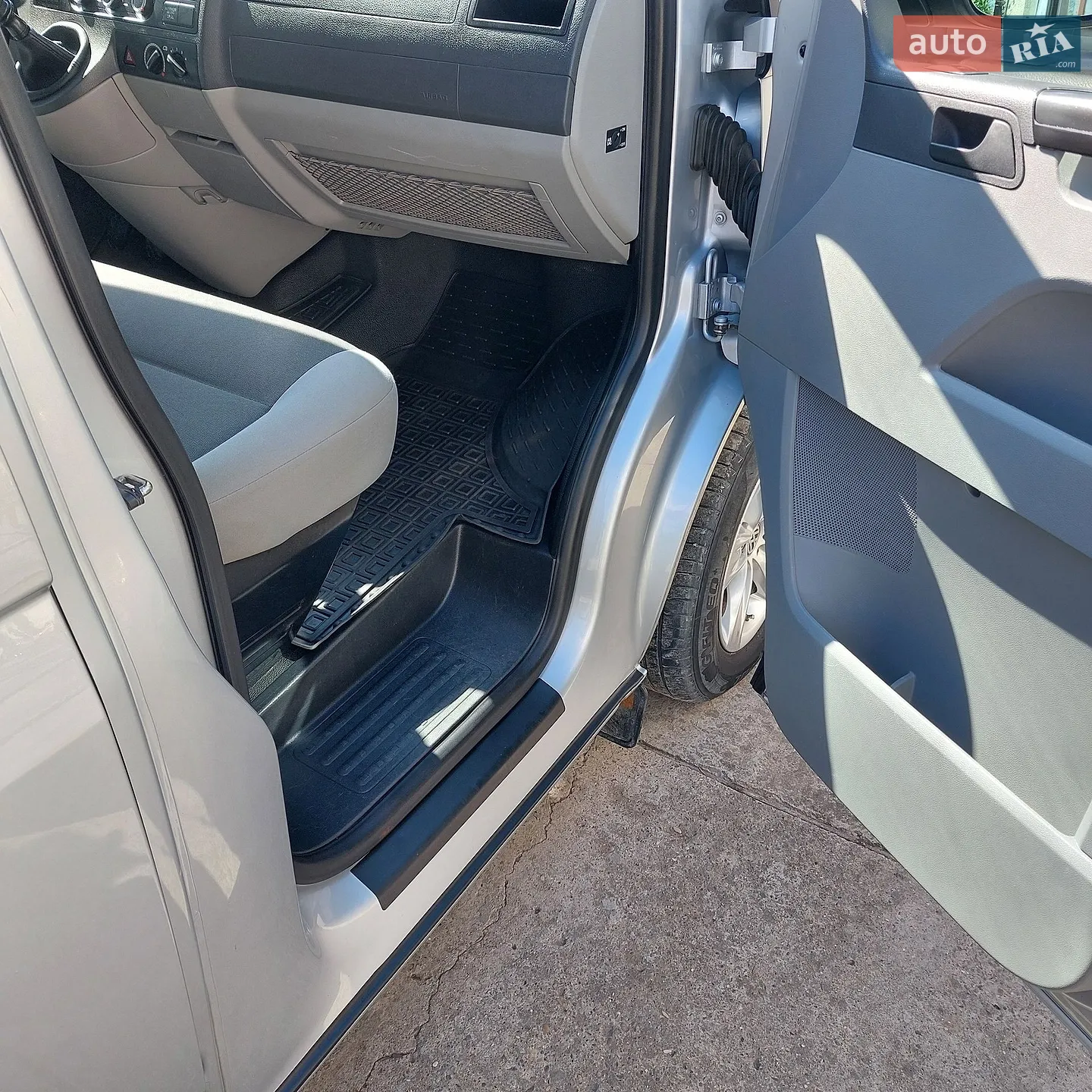 2015 Volkswagen Transporter - мініатюра 14