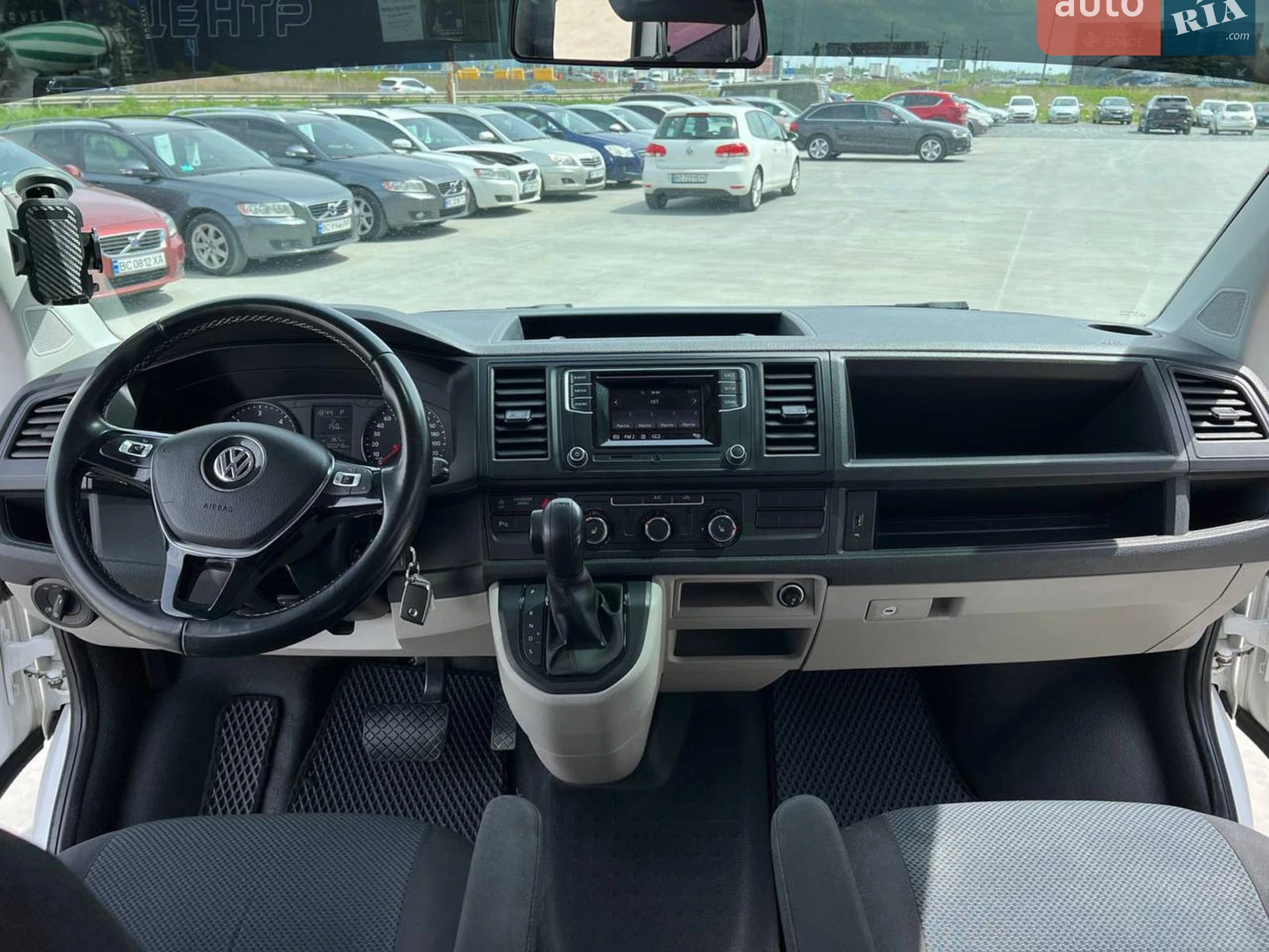 2017 Volkswagen Transporter - мініатюра 38