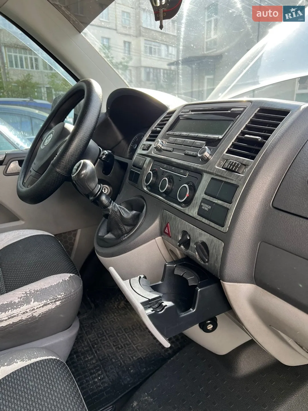 2011 Volkswagen Transporter - мініатюра 21