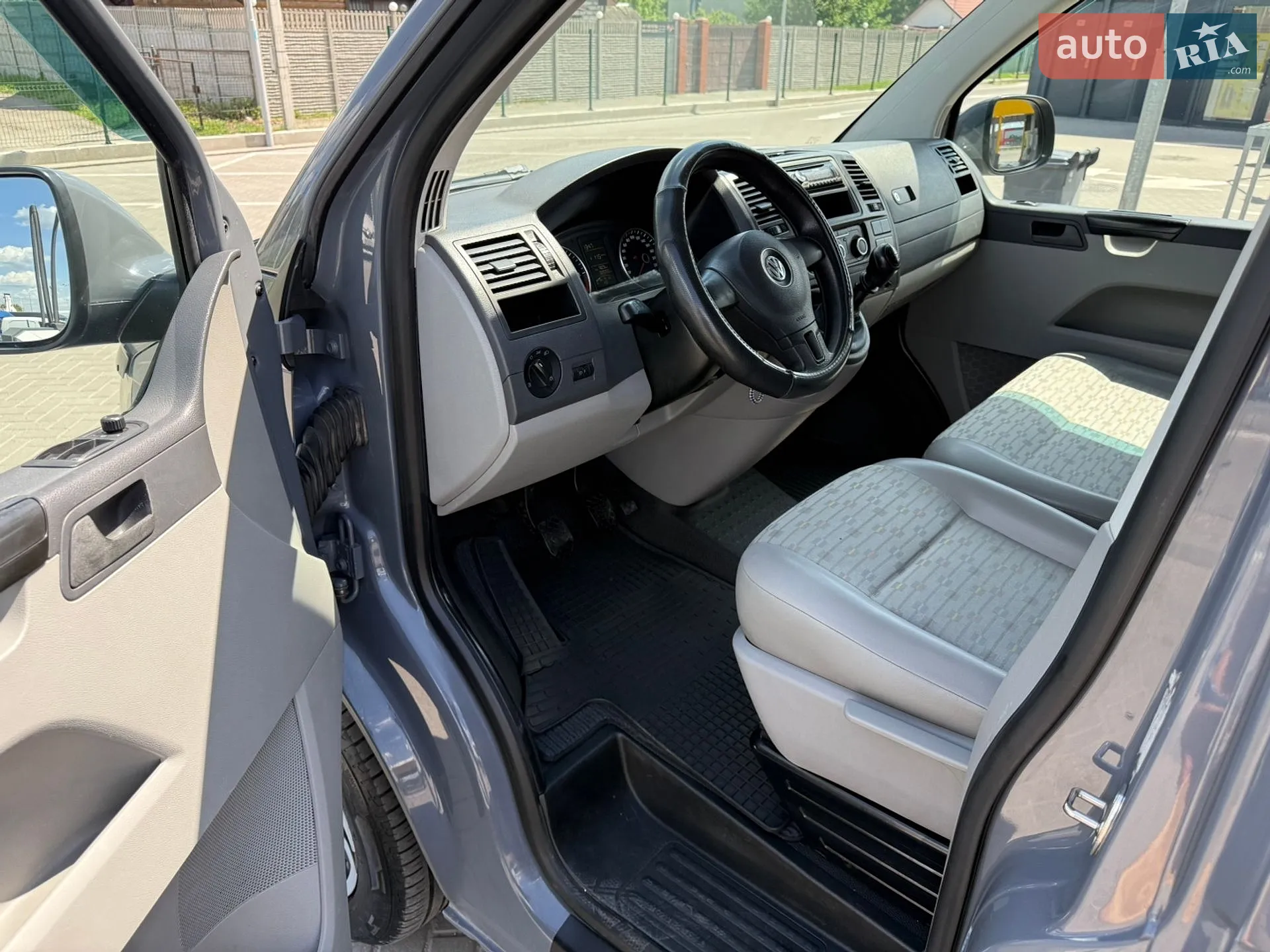 2013 Volkswagen Transporter - мініатюра 23