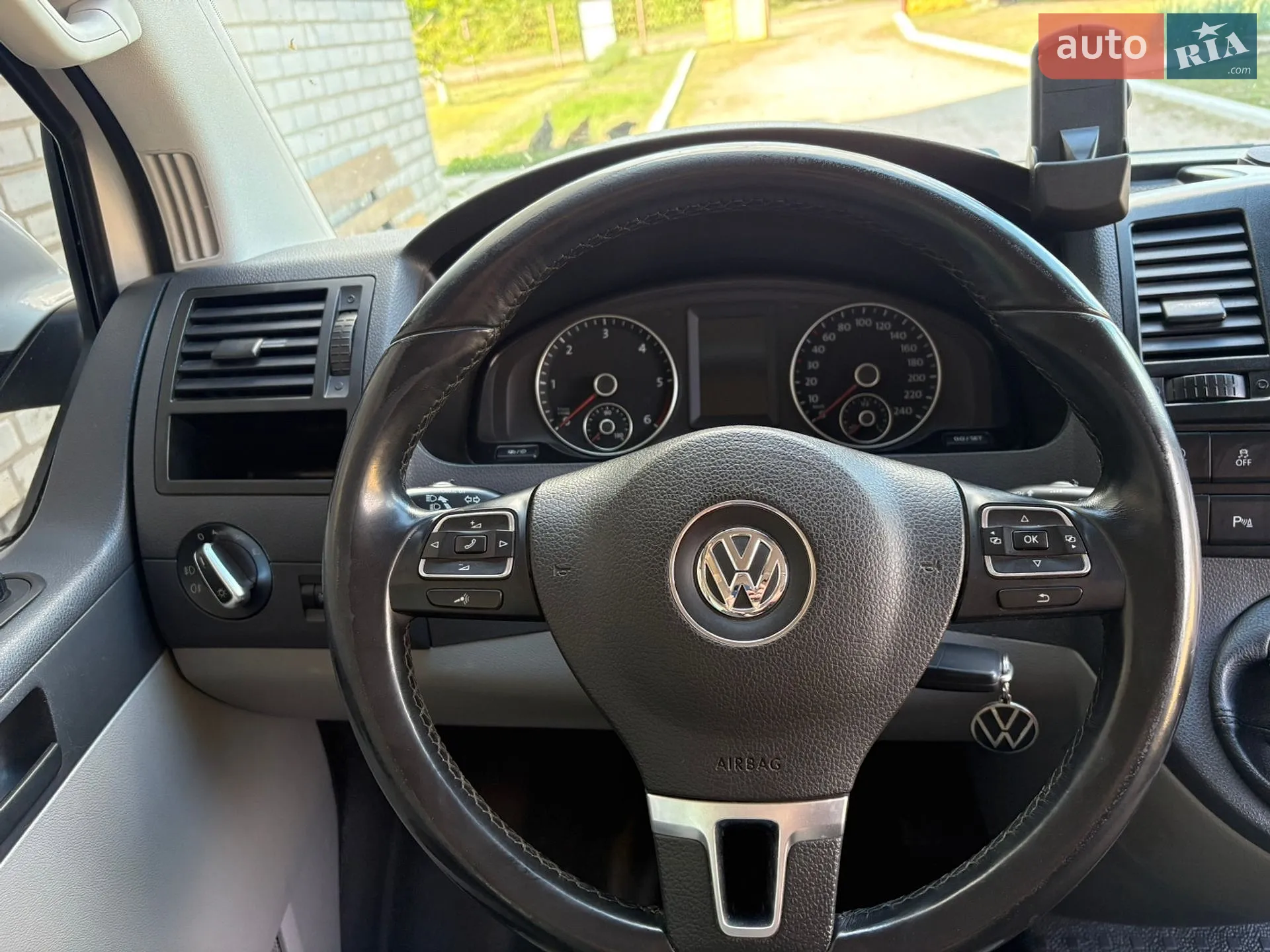 2015 Volkswagen Transporter - мініатюра 14
