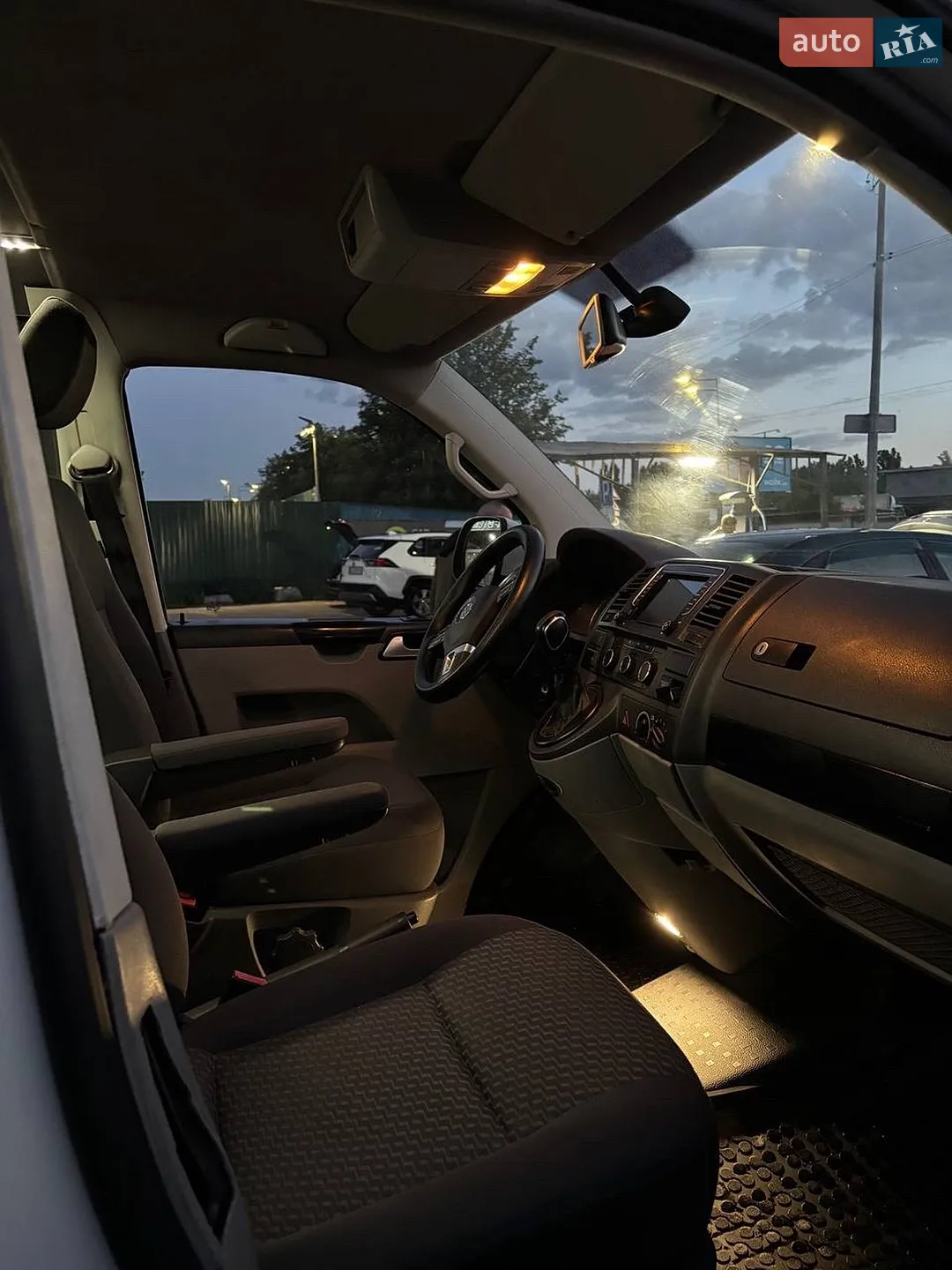 2013 Volkswagen Transporter - мініатюра 21