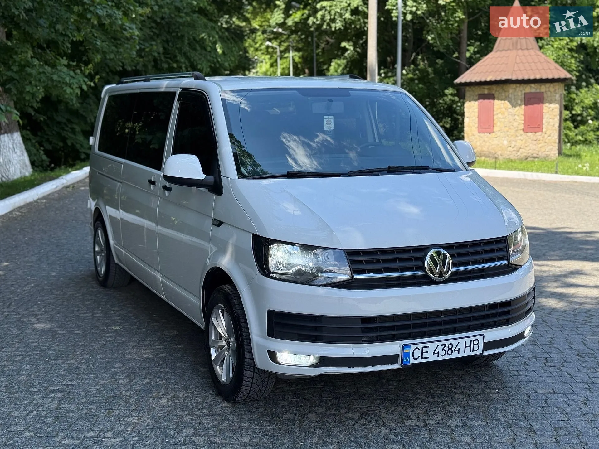 2017 Volkswagen Transporter - мініатюра 17