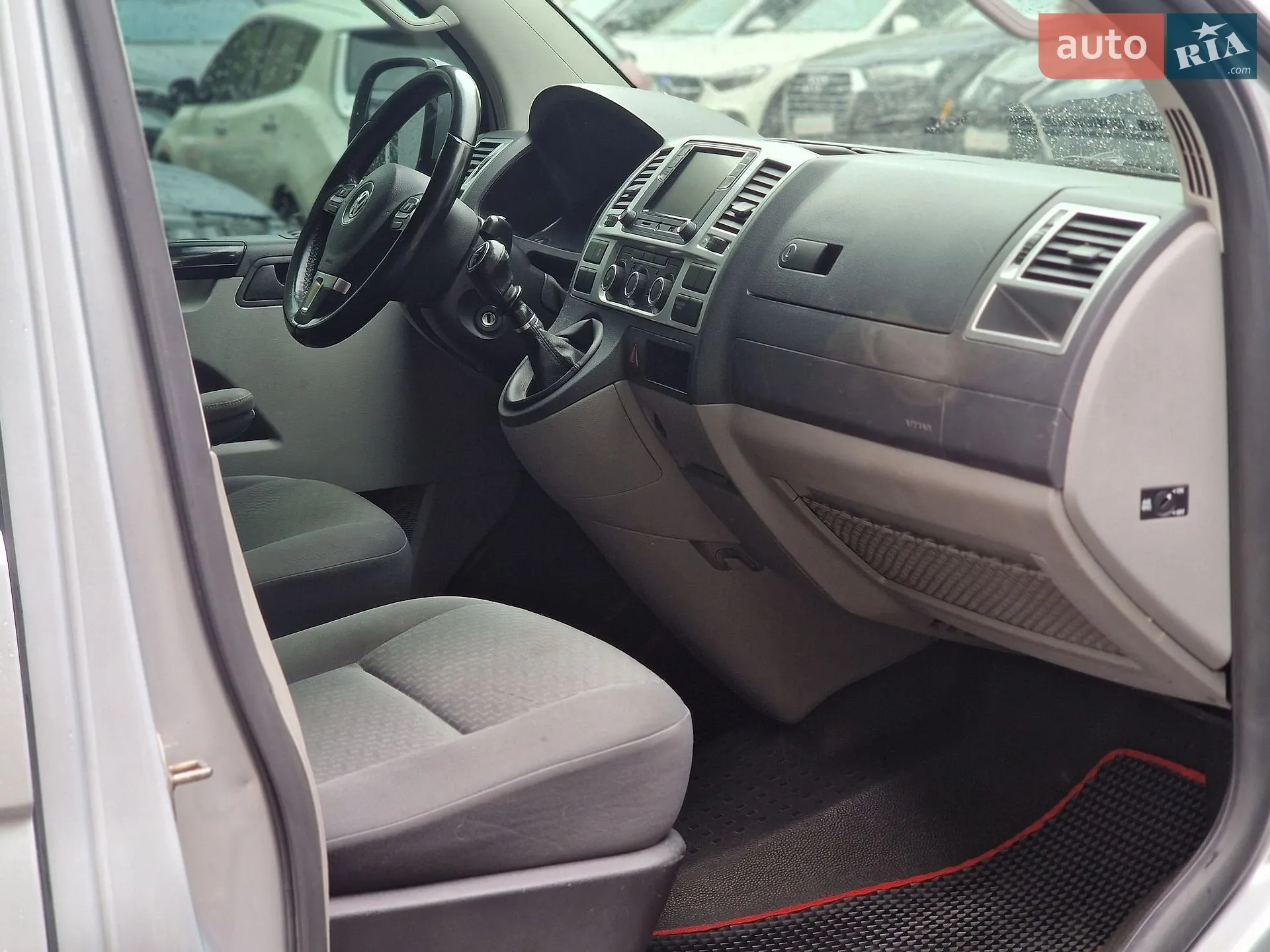 2010 Volkswagen Transporter - мініатюра 43