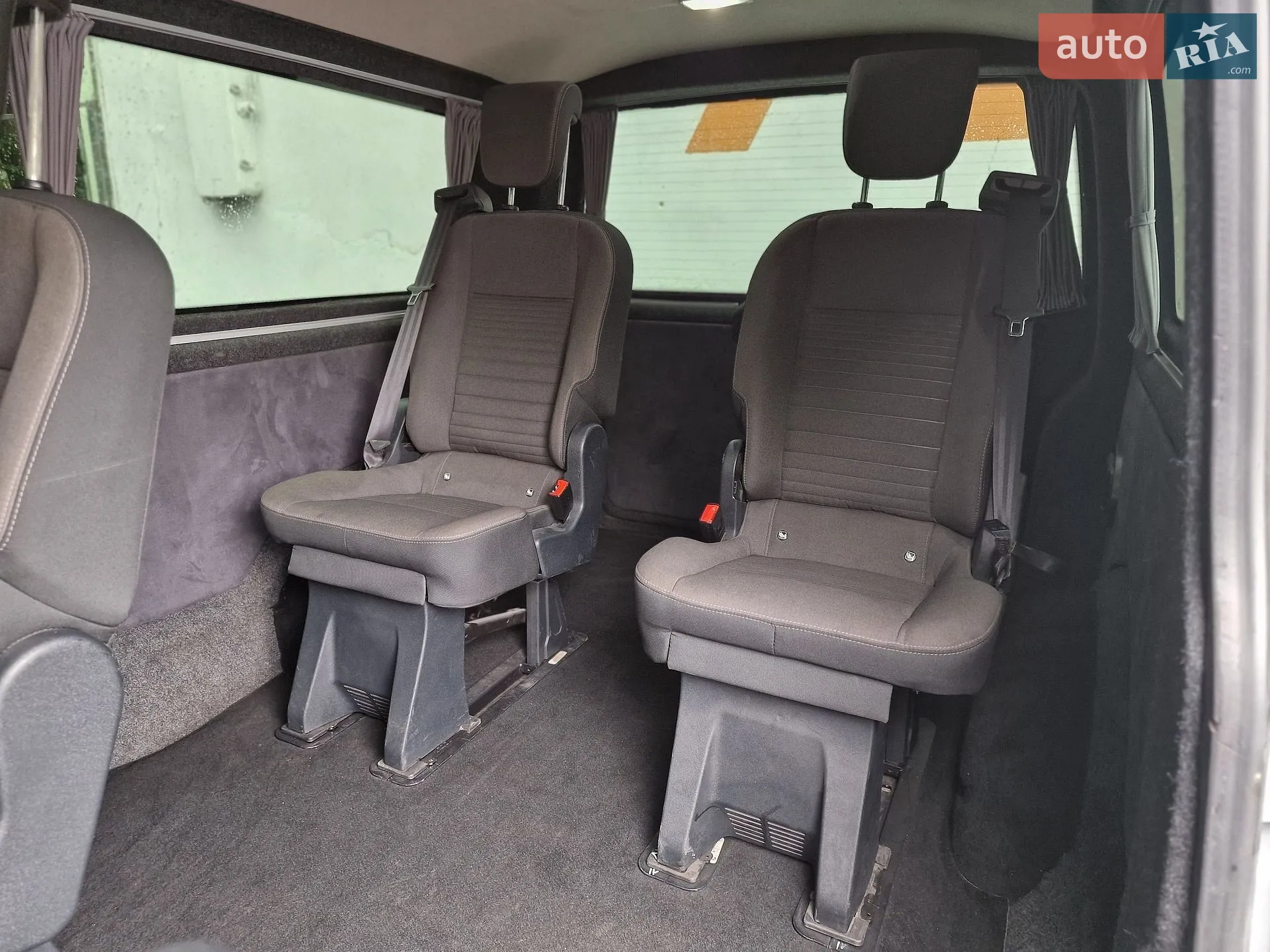 2010 Volkswagen Transporter - мініатюра 50