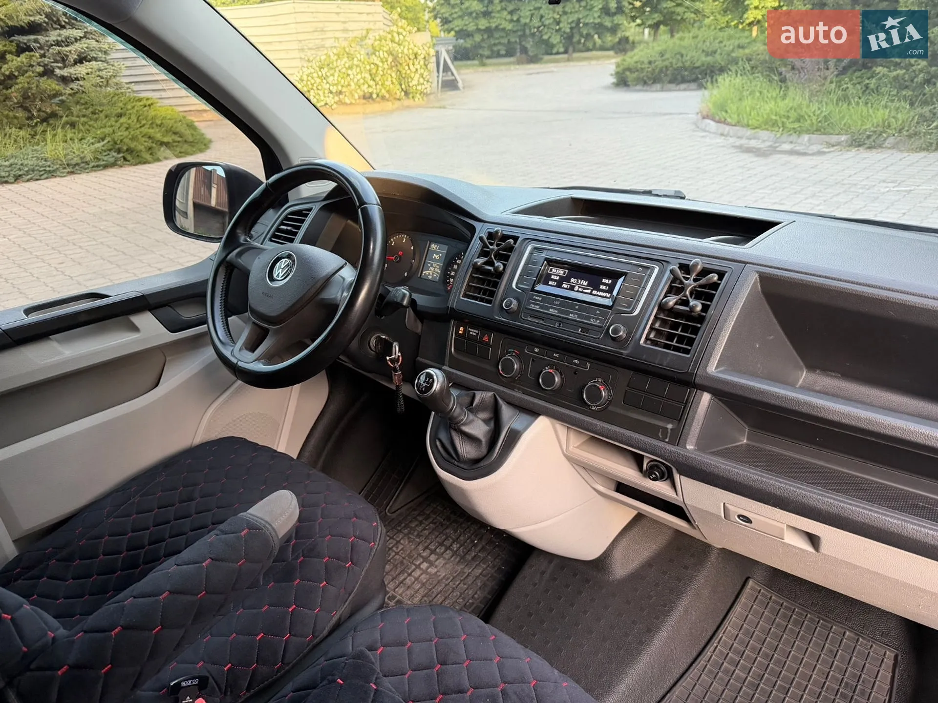 2015 Volkswagen Transporter - мініатюра 17