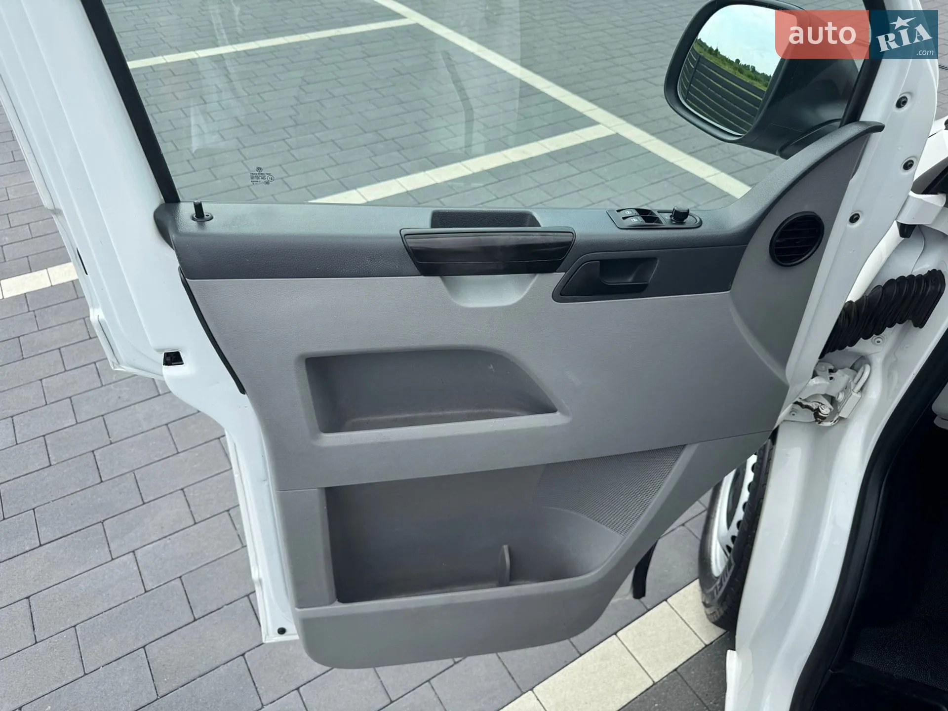 2012 Volkswagen Transporter - мініатюра 21