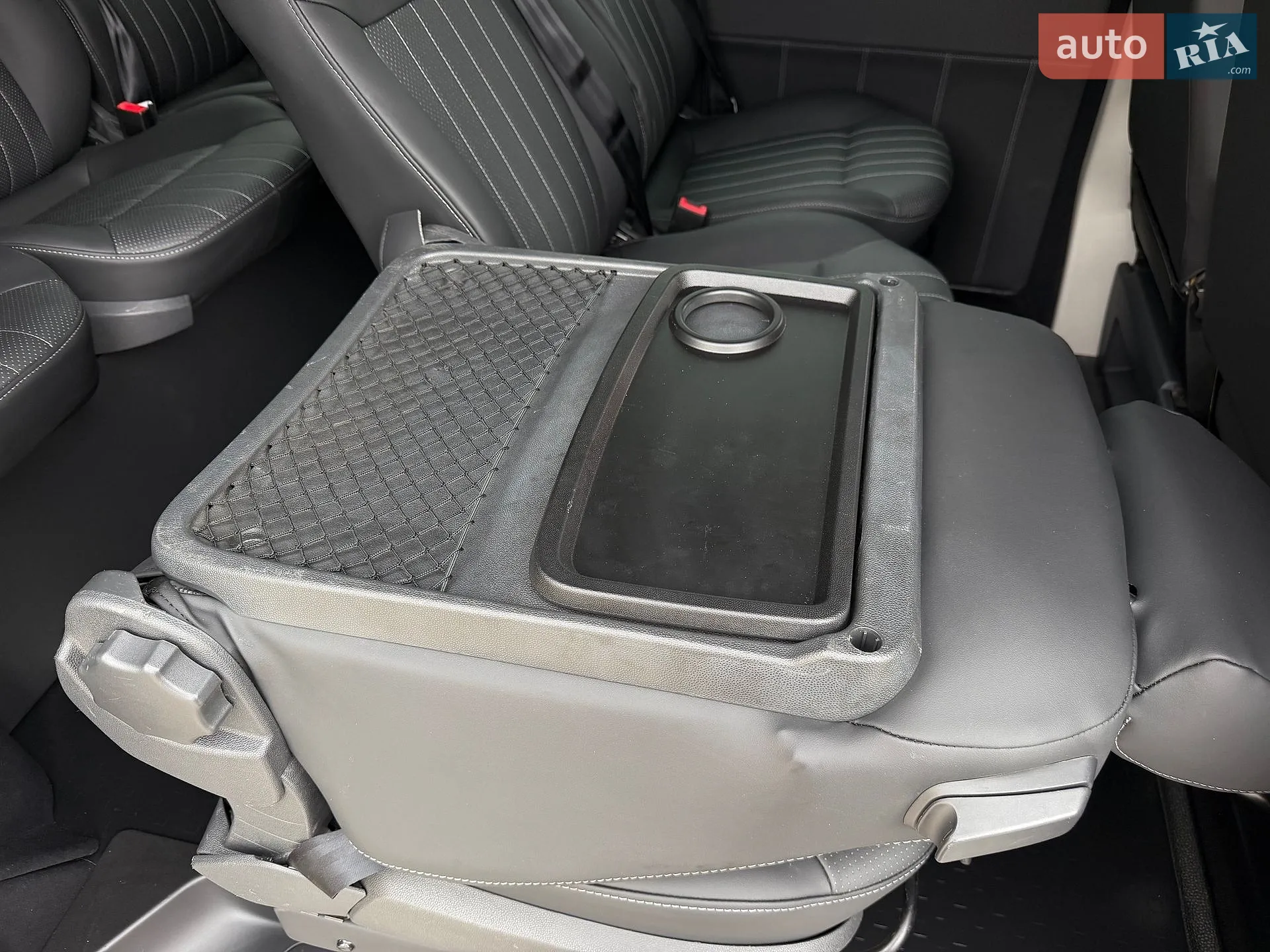 2019 Volkswagen Transporter - мініатюра 31
