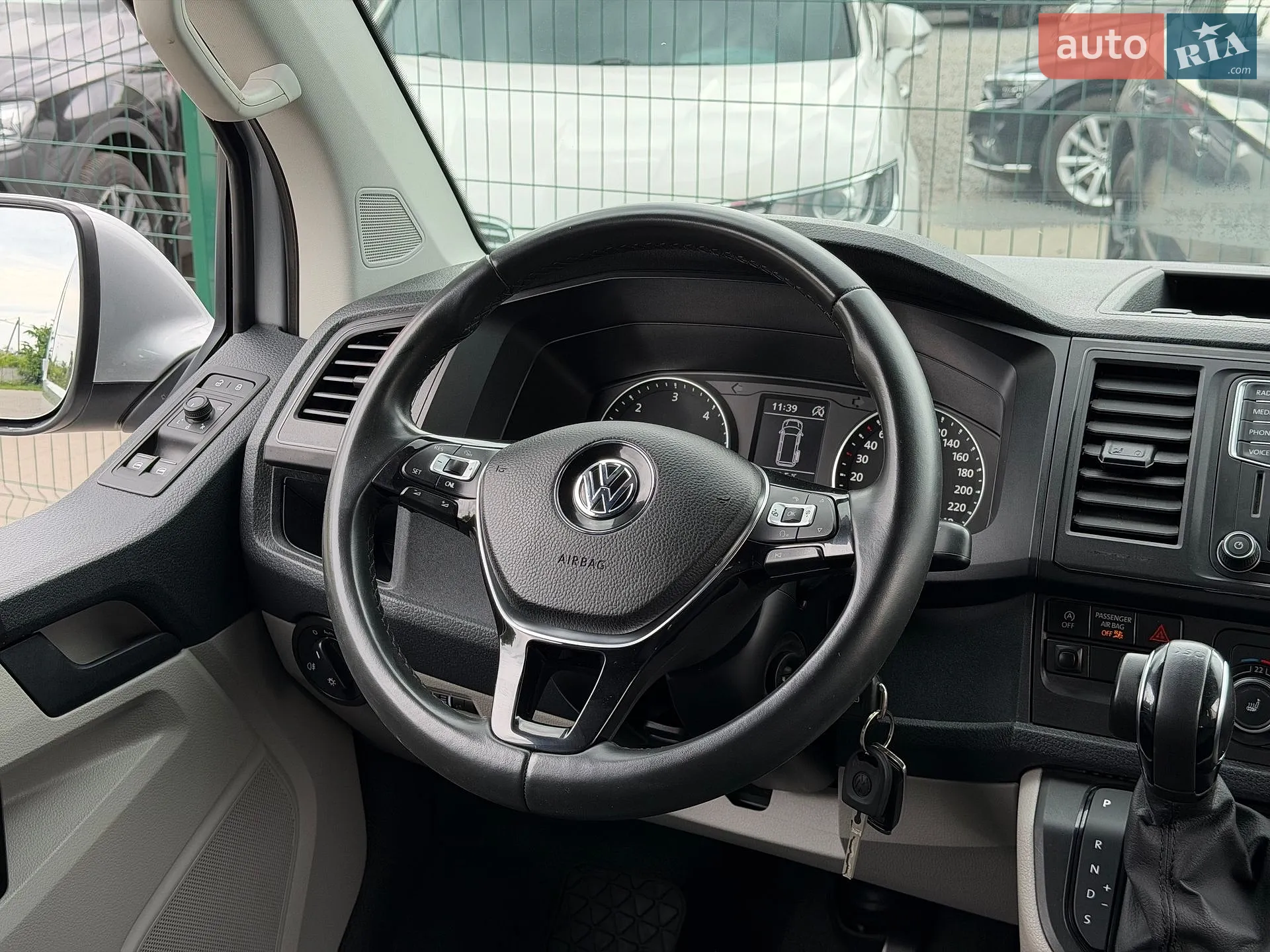 2019 Volkswagen Transporter - мініатюра 35