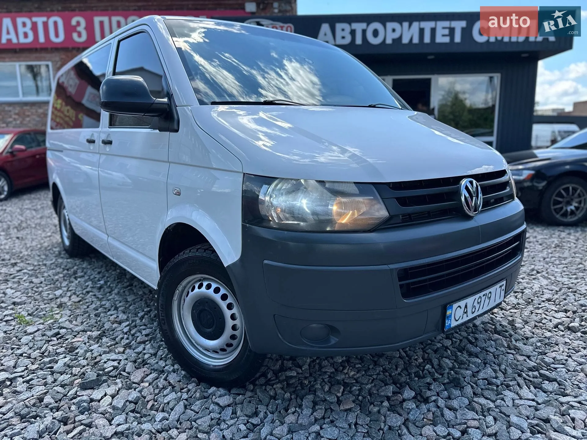 2010 Volkswagen Transporter - мініатюра 17