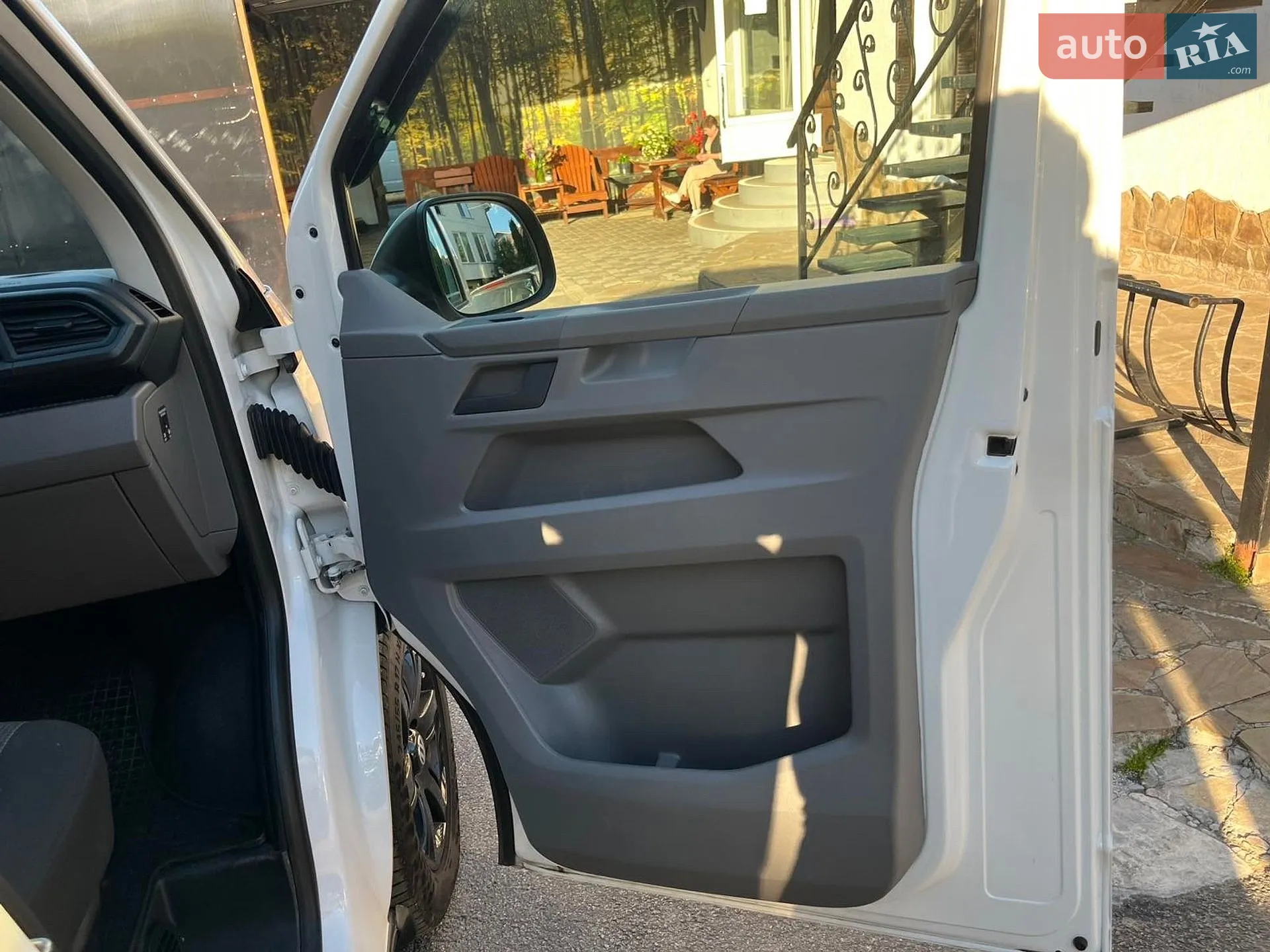 2020 Volkswagen Transporter - мініатюра 12