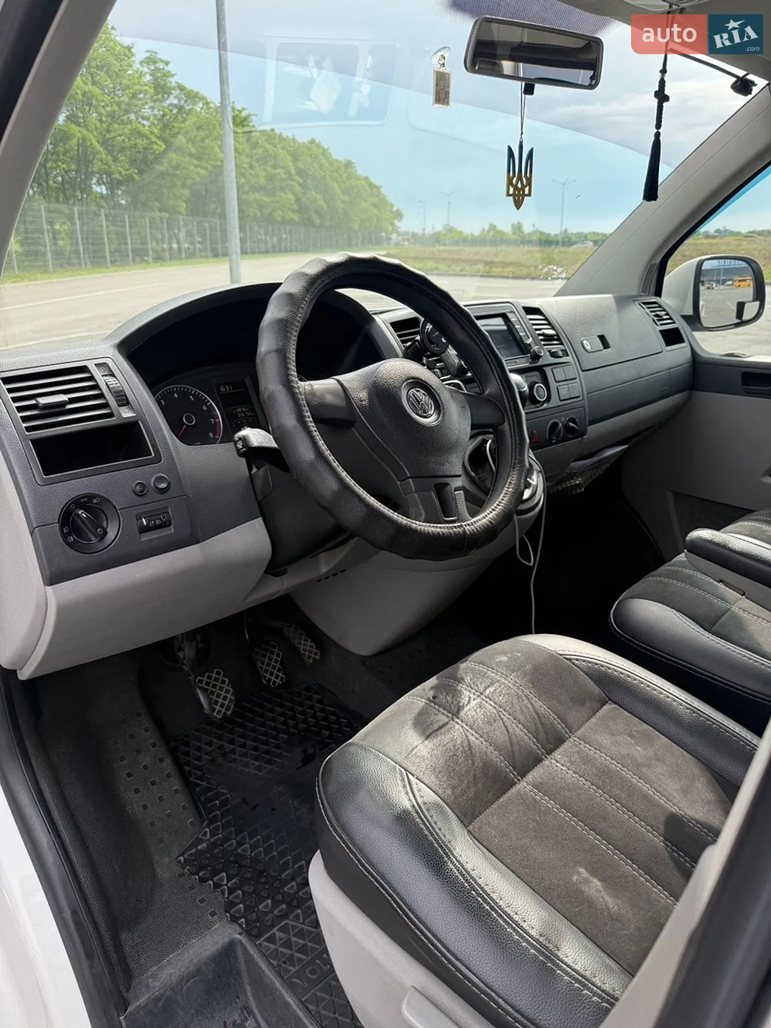 2010 Volkswagen Transporter - мініатюра 13
