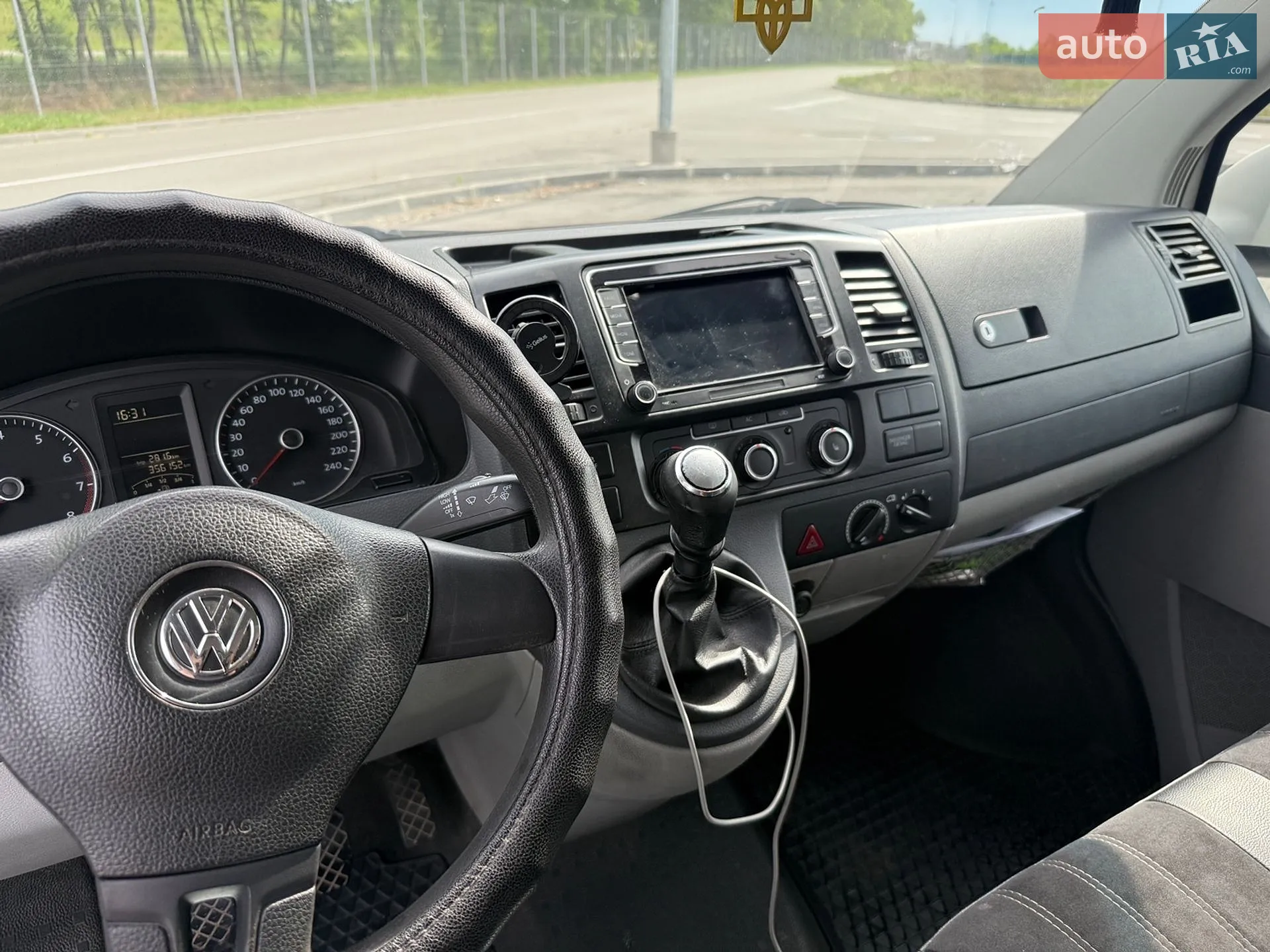 2010 Volkswagen Transporter - мініатюра 15