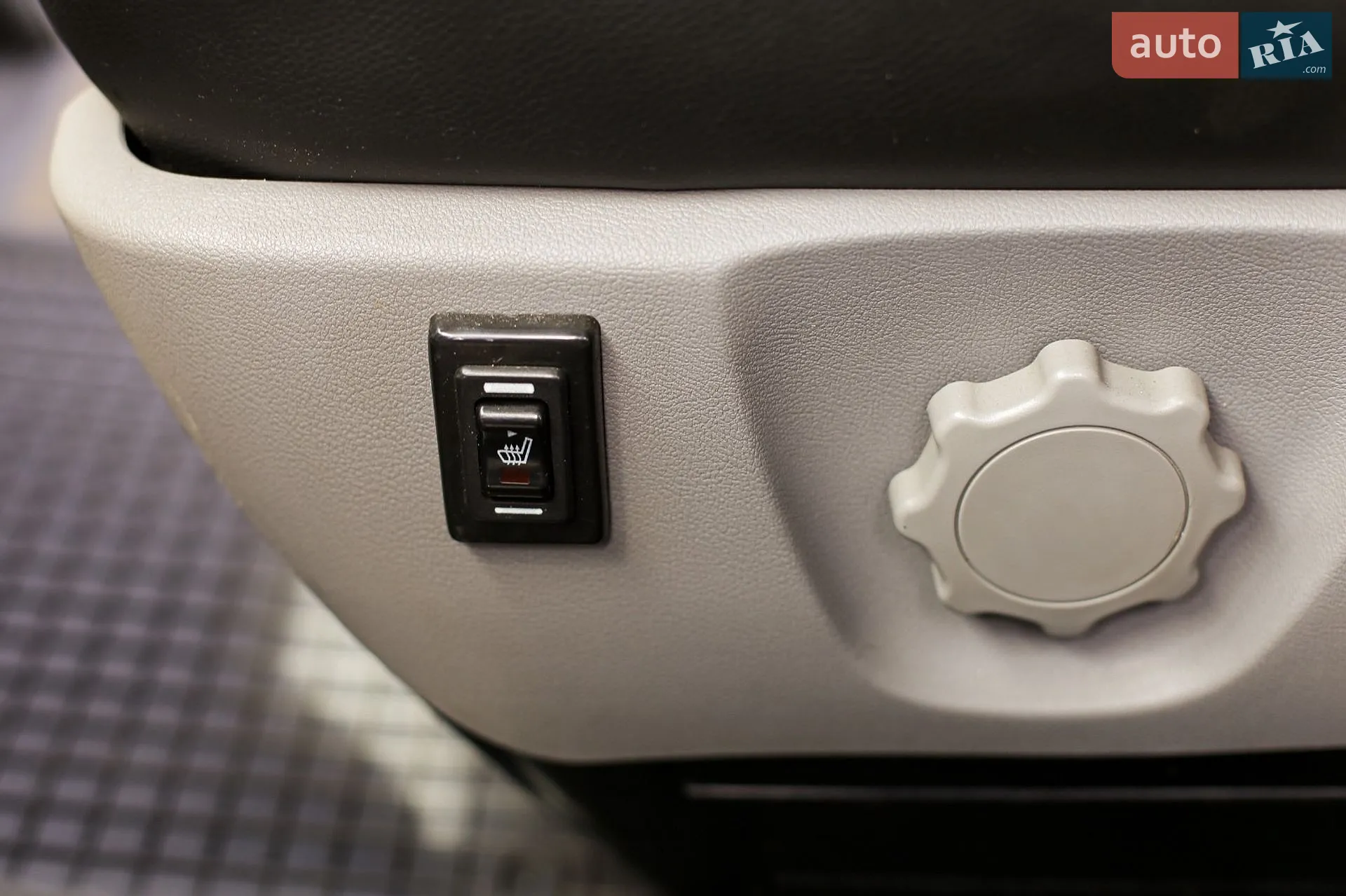 2010 Volkswagen Transporter - мініатюра 12