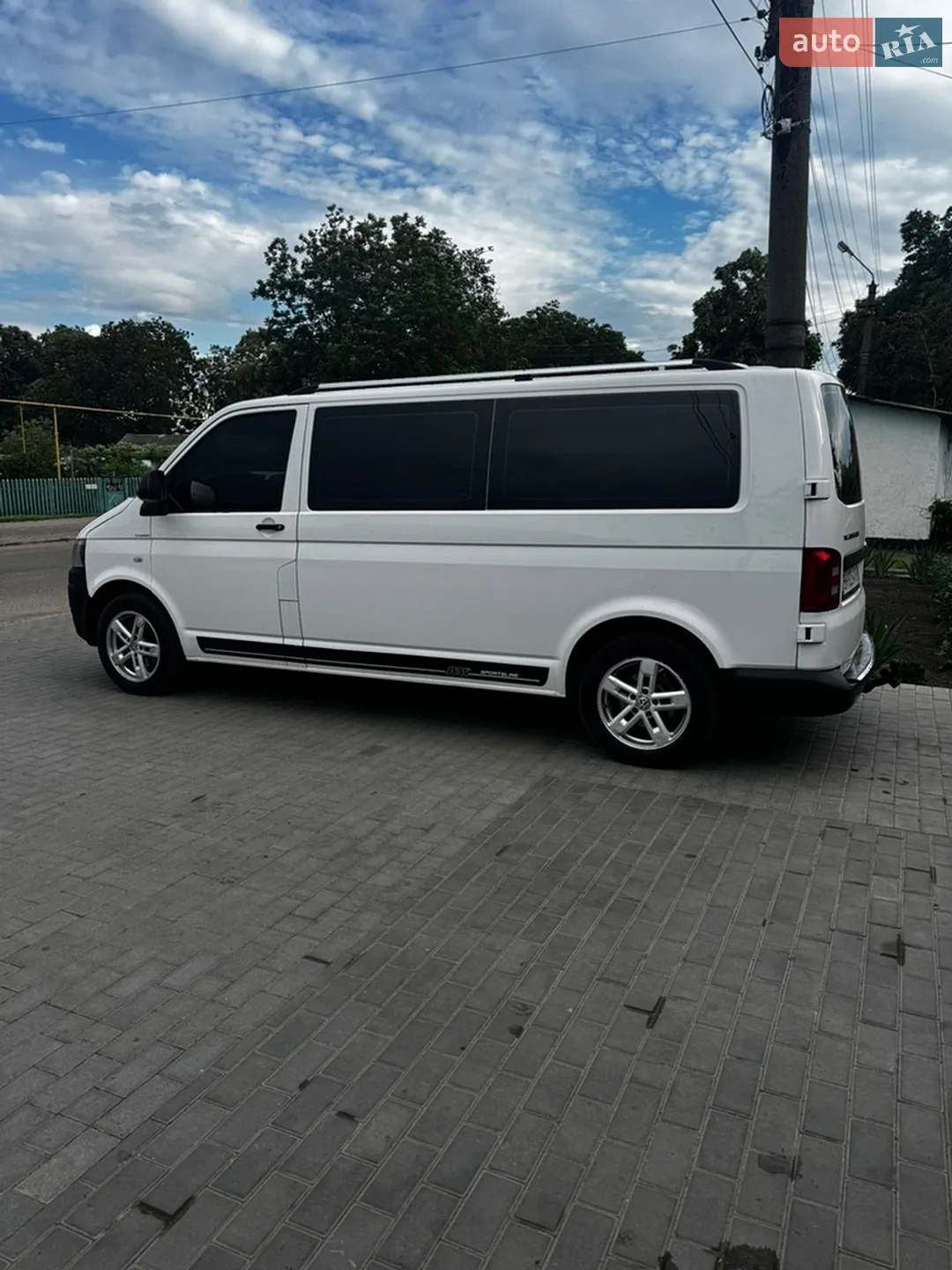 2010 Volkswagen Transporter - мініатюра 9