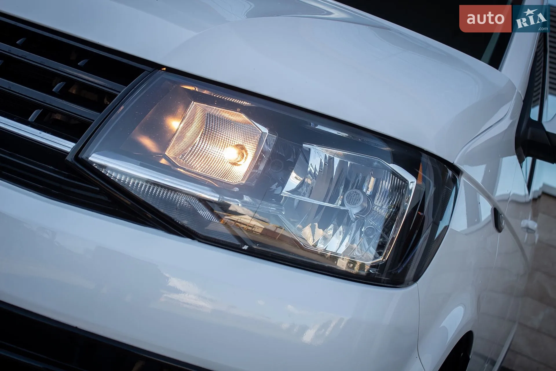 2019 Volkswagen Transporter - мініатюра 34