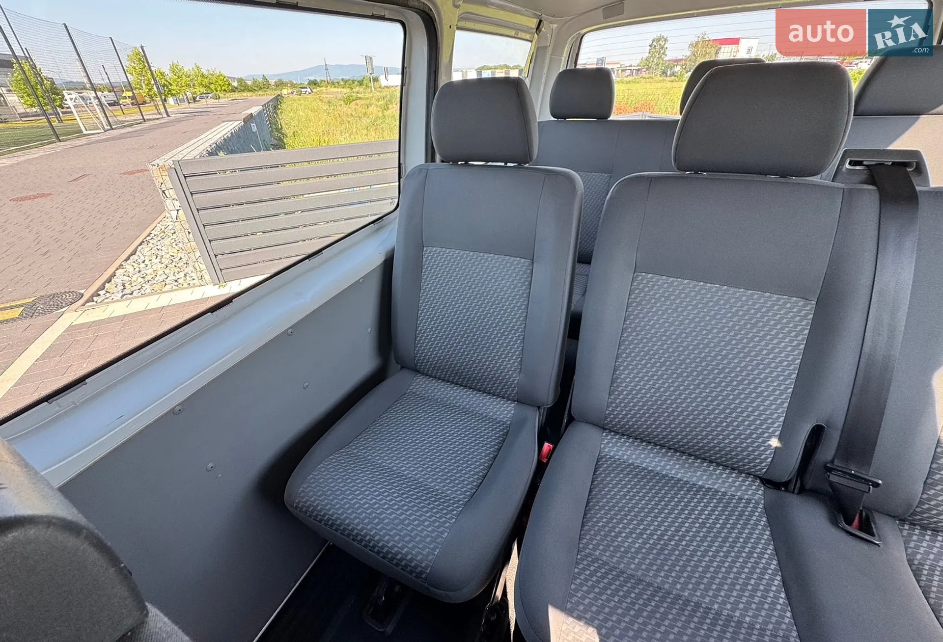 2012 Volkswagen Transporter - мініатюра 45