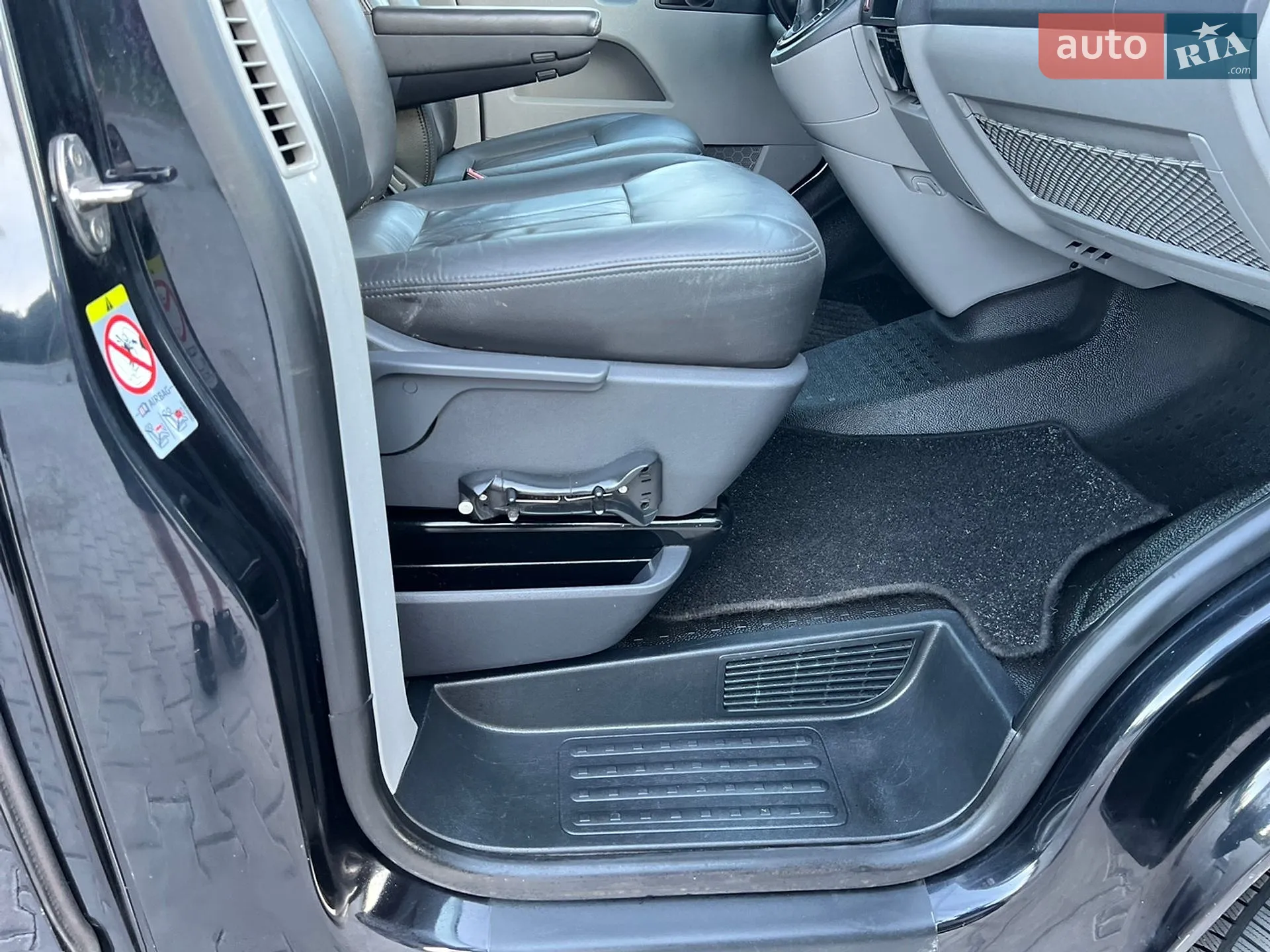 2011 Volkswagen Transporter - мініатюра 40