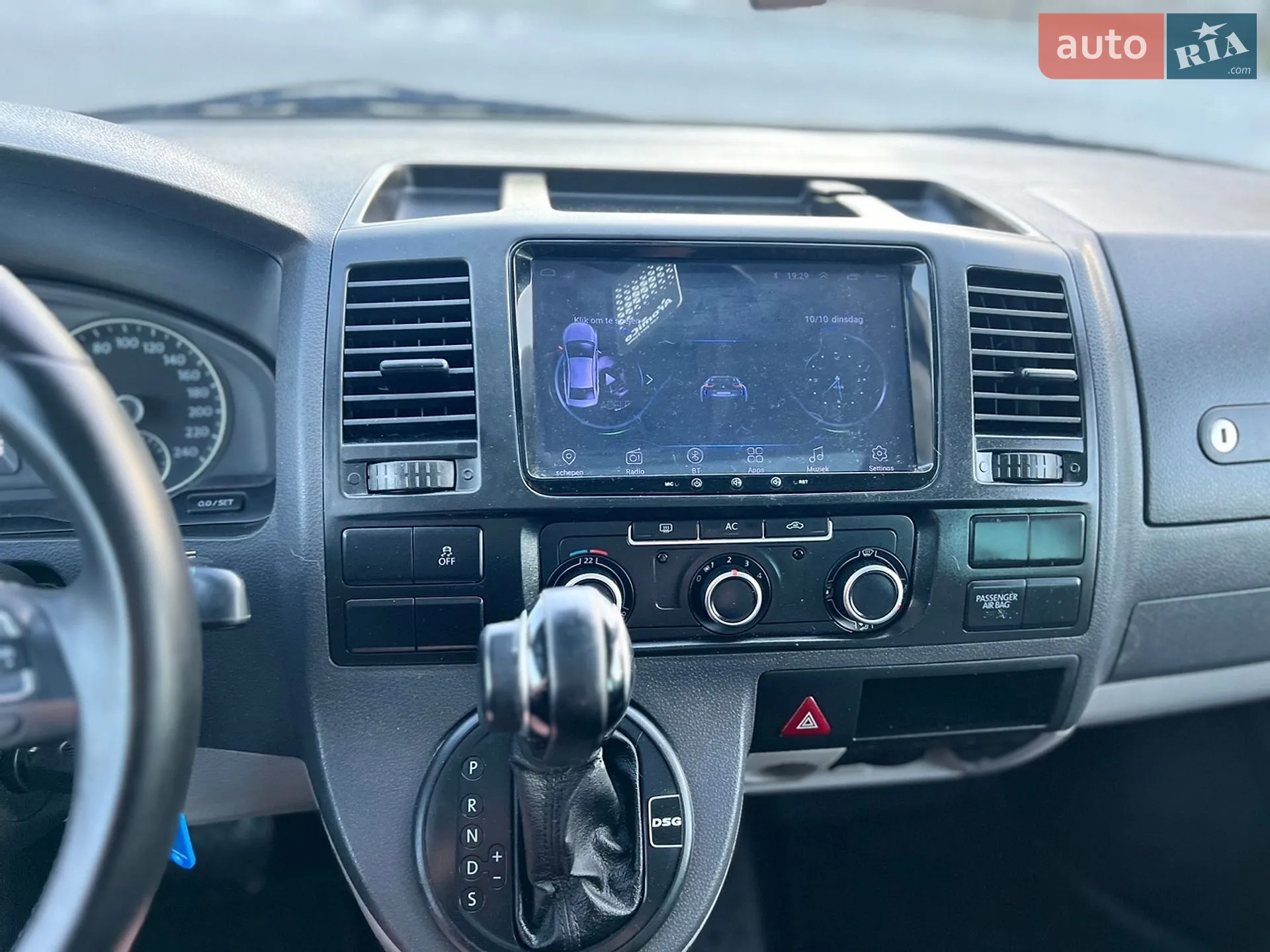 2011 Volkswagen Transporter - мініатюра 69
