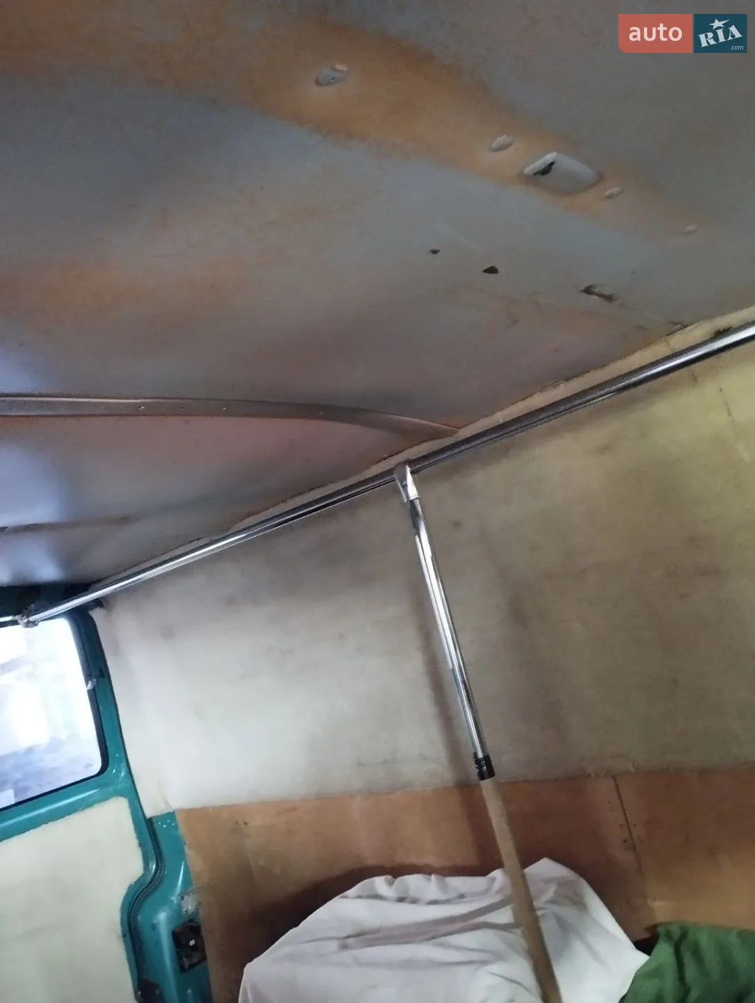 Volkswagen Transporter 1999 VIN WV1ZZZ70ZXH116290 фото оголошення 7 з 7