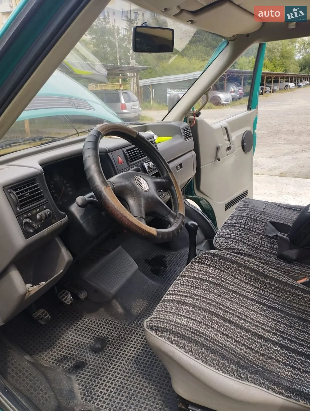 Volkswagen Transporter 1999 VIN WV1ZZZ70ZXH116290 фото оголошення 3 з 7