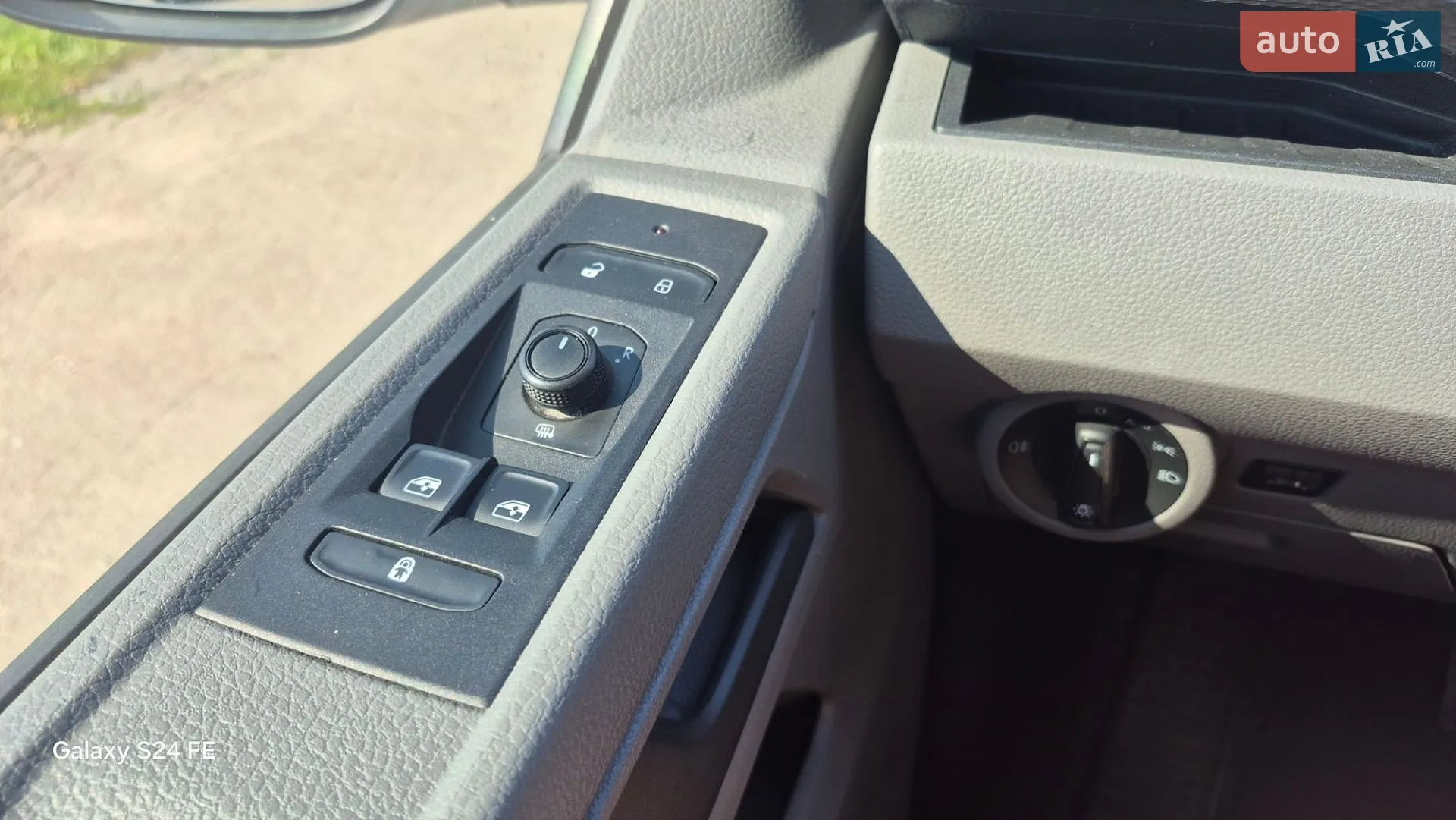 2021 Volkswagen Transporter - мініатюра 13
