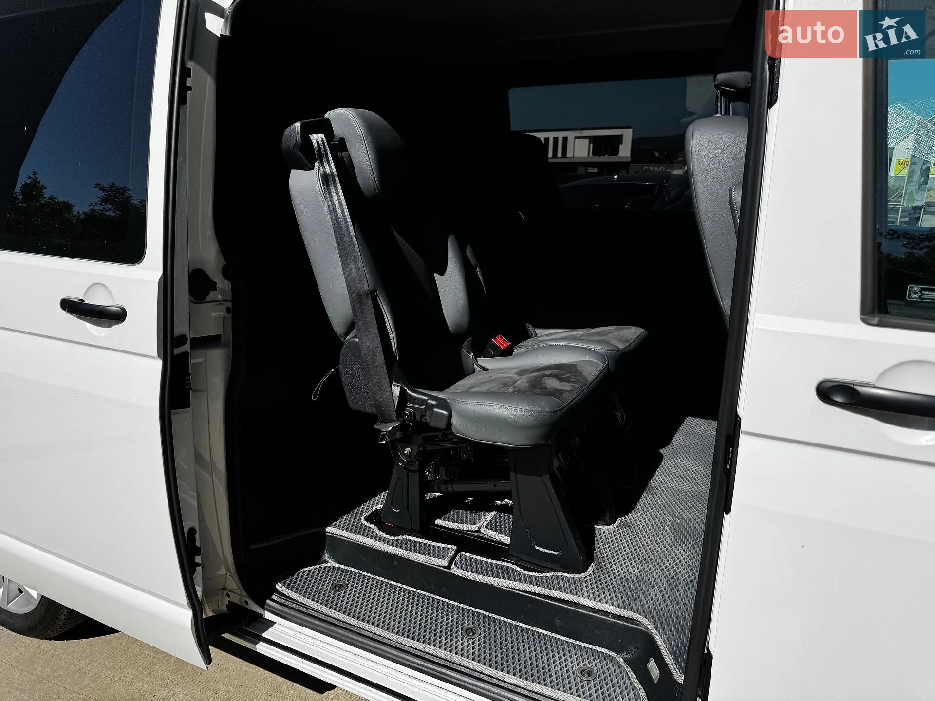 2018 Volkswagen Transporter - мініатюра 15