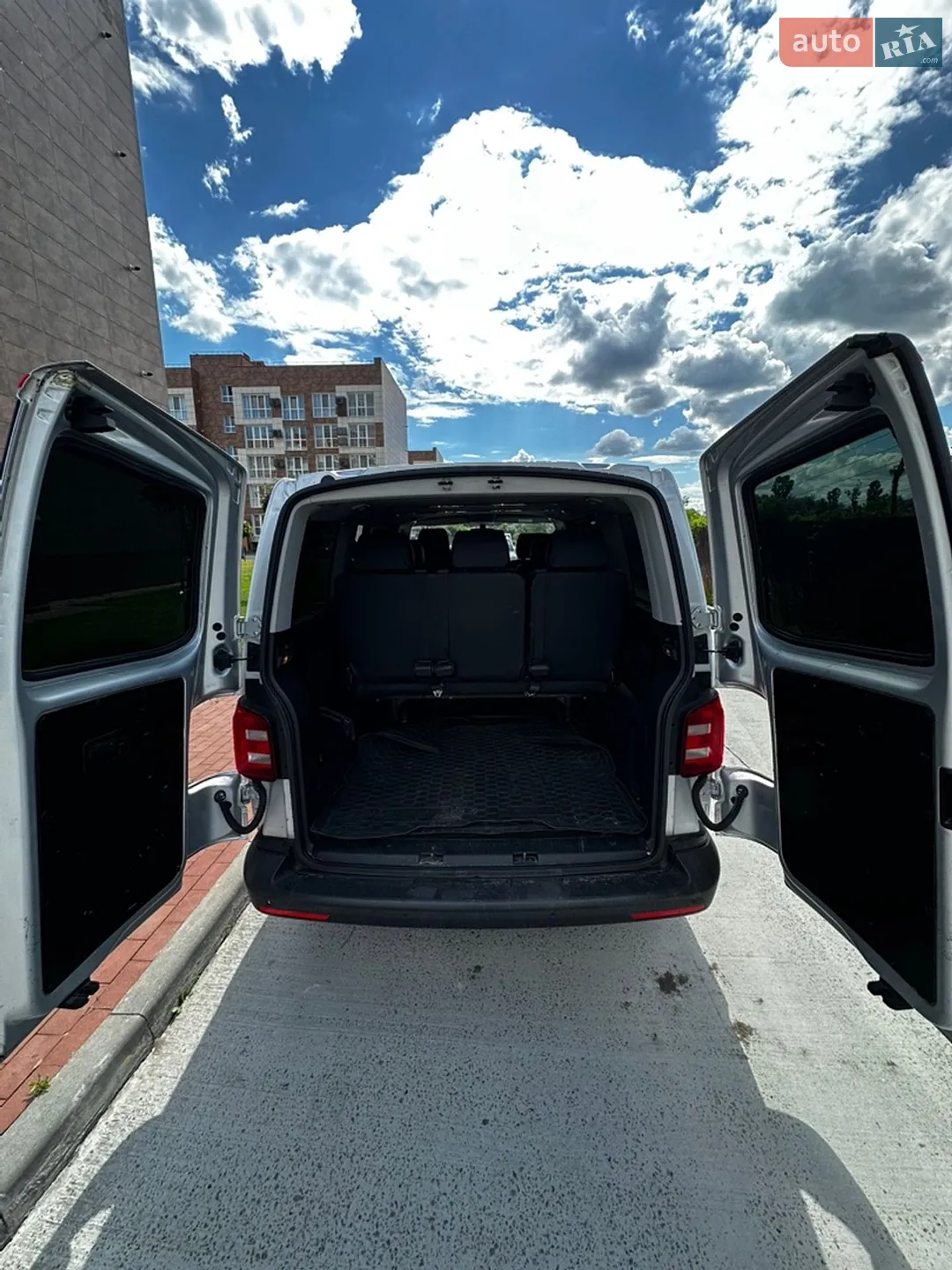 2016 Volkswagen Transporter - мініатюра 9