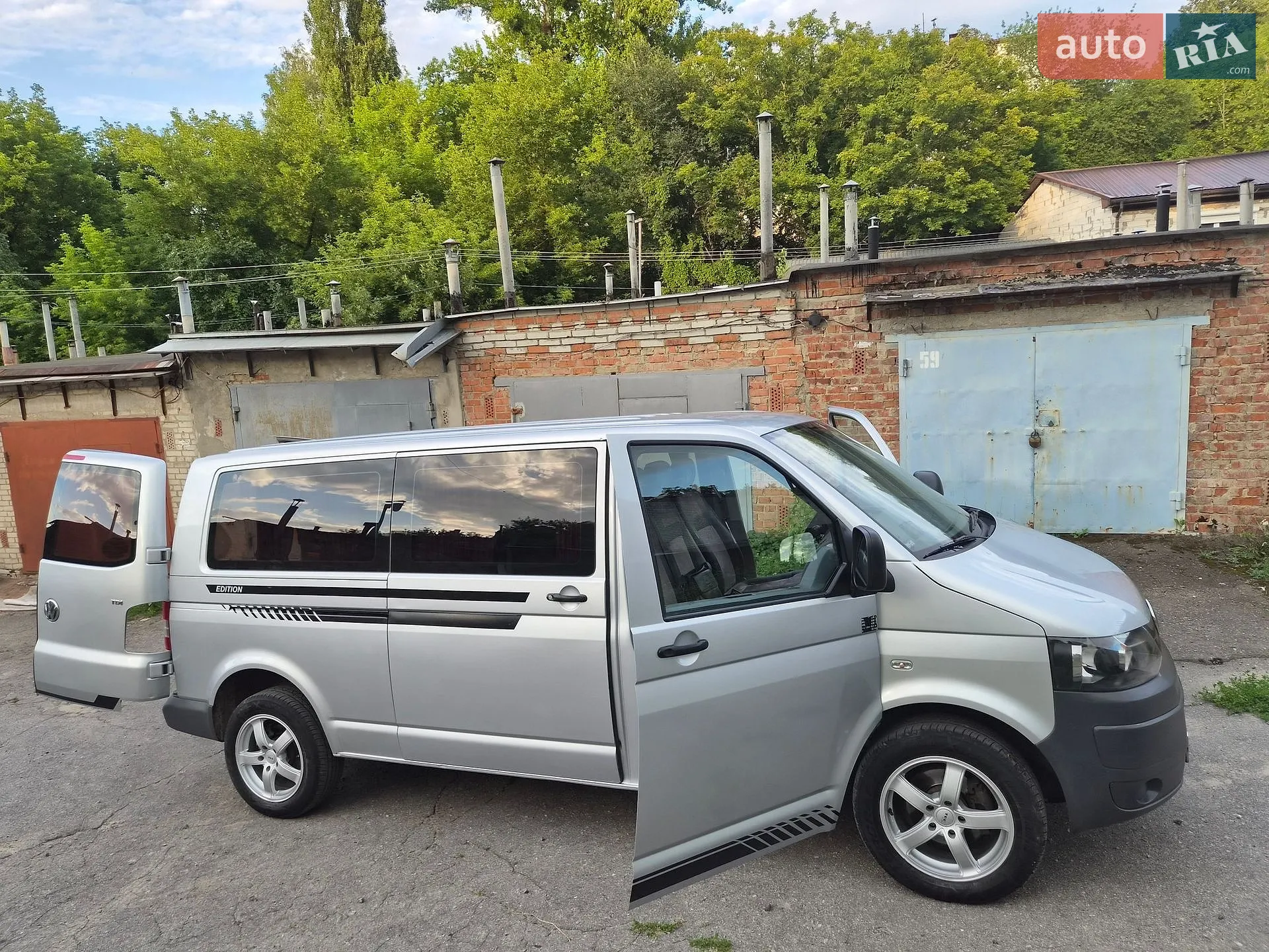 2010 Volkswagen Transporter - мініатюра 22