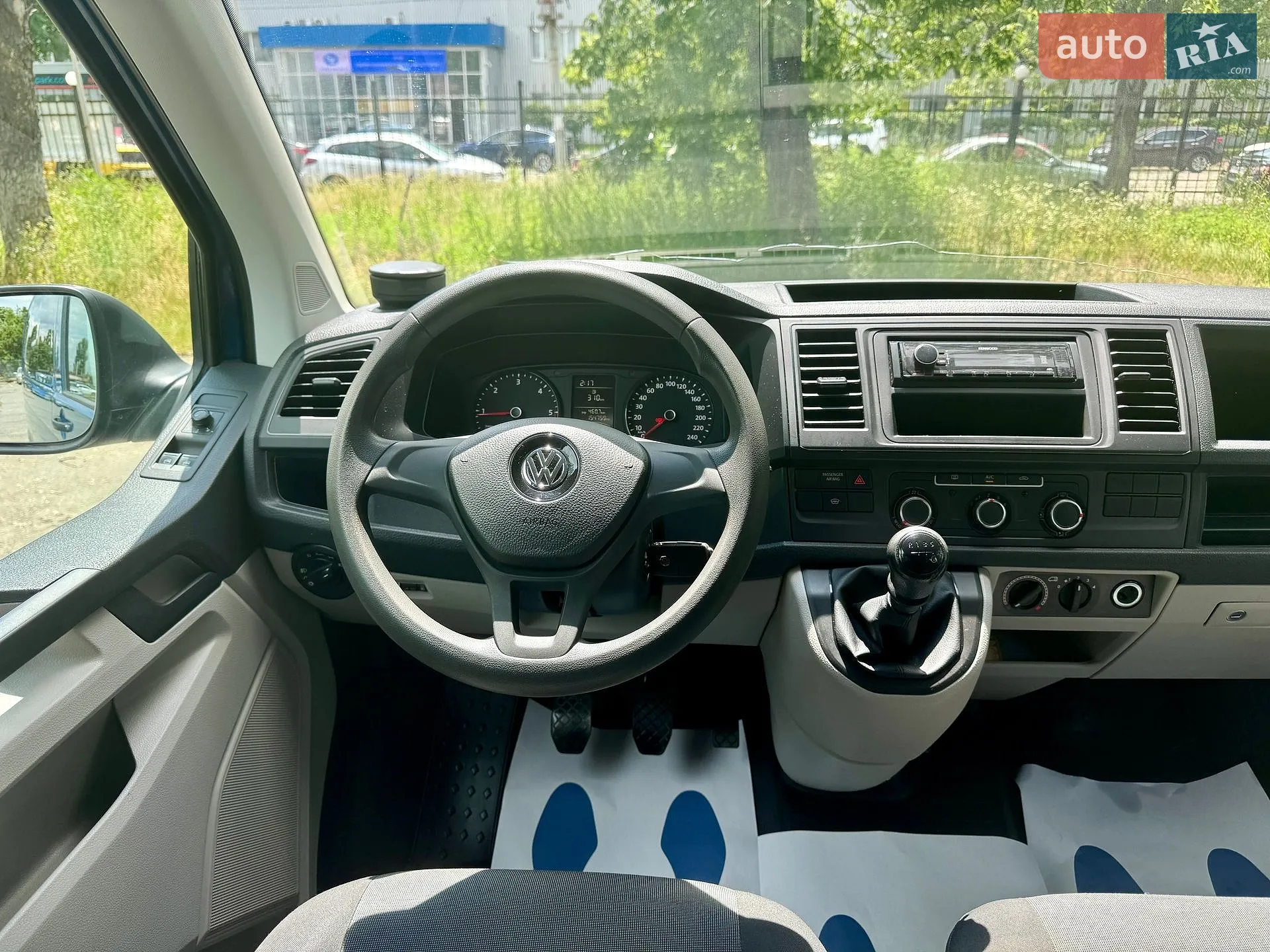 2018 Volkswagen Transporter - мініатюра 24